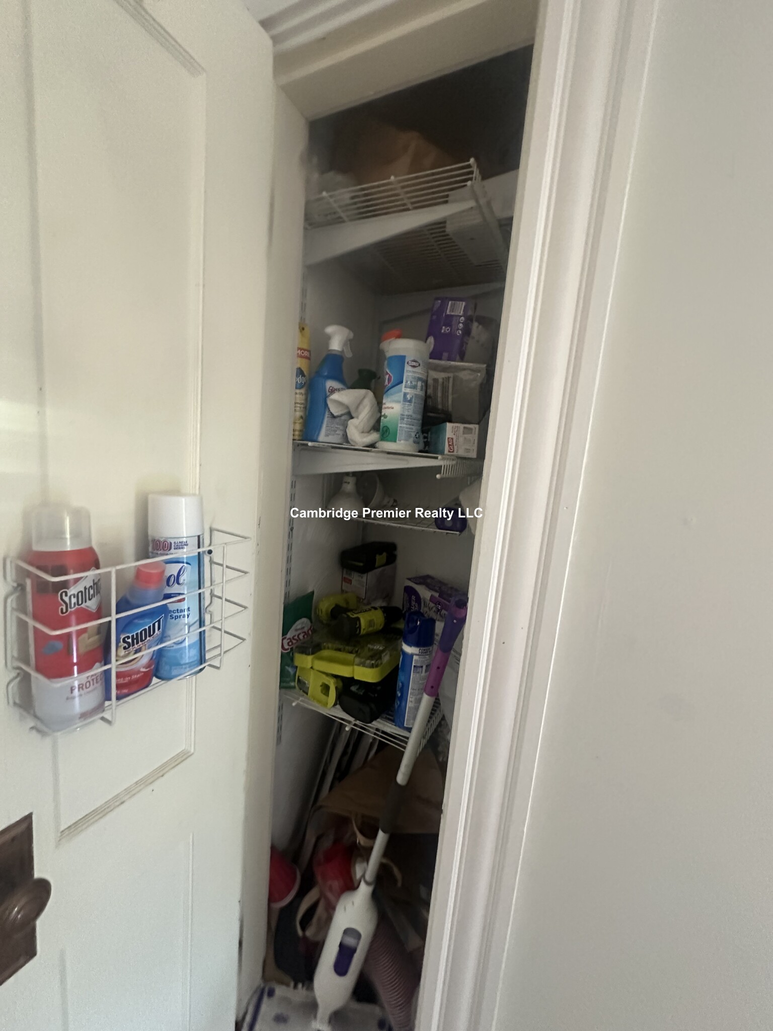 399 School St, Watertown