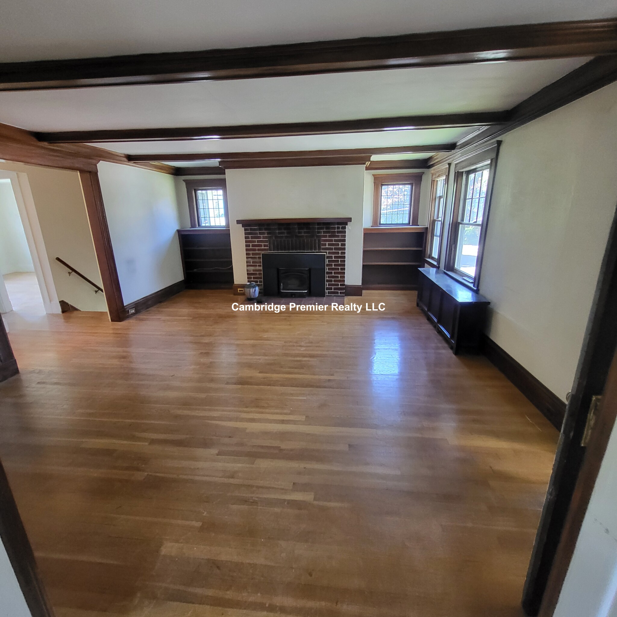 49 Willow St, Belmont