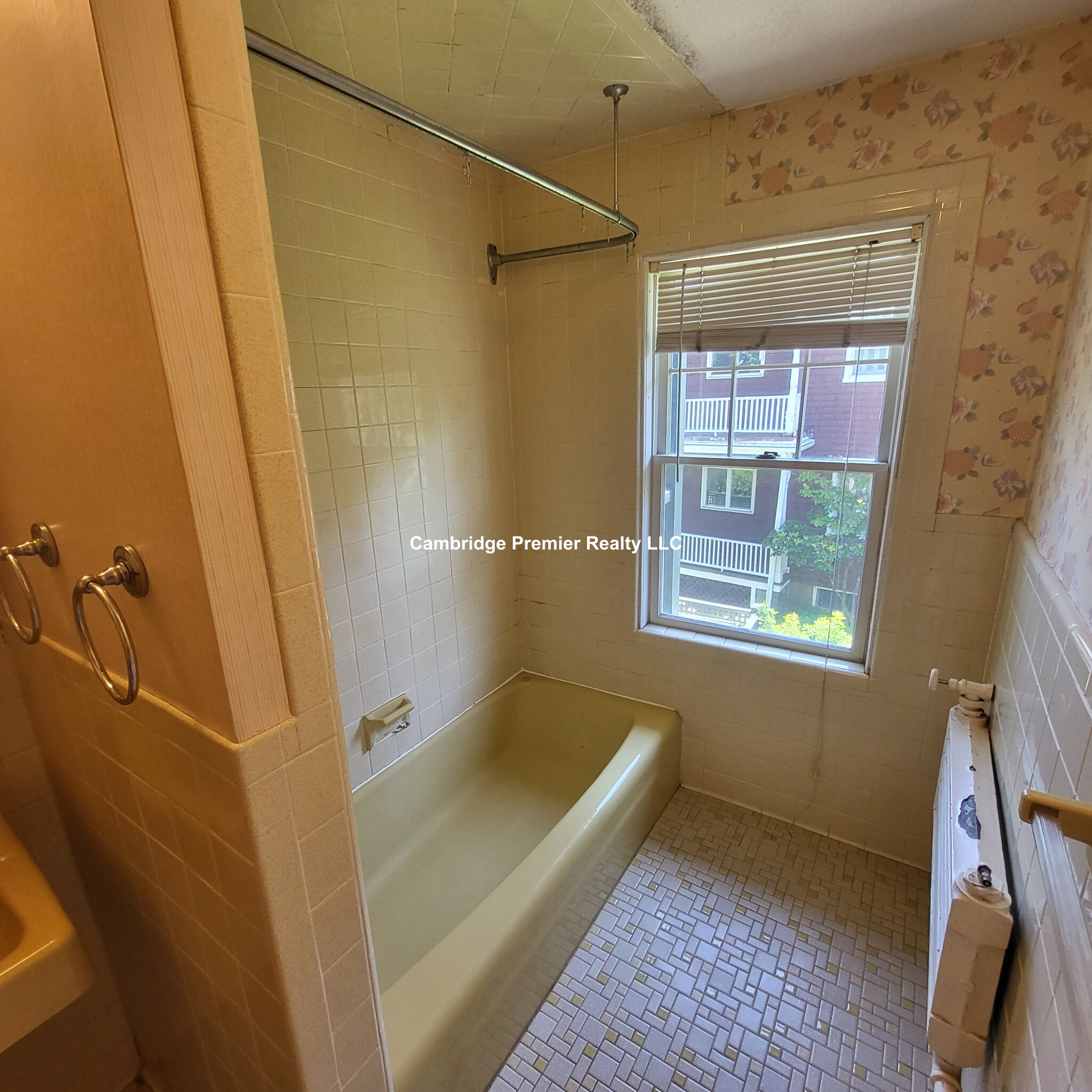 49 Willow St, Belmont