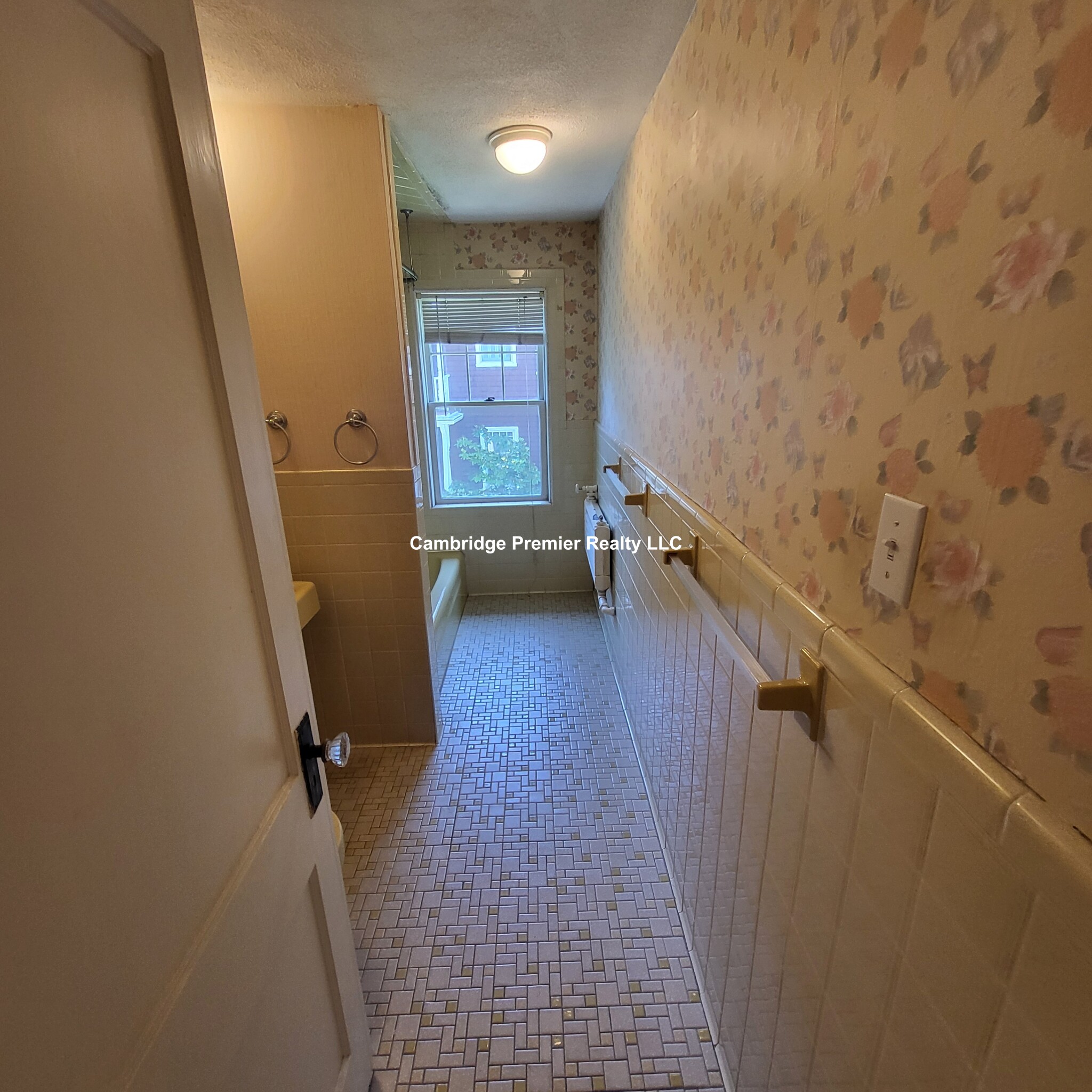 49 Willow St, Belmont