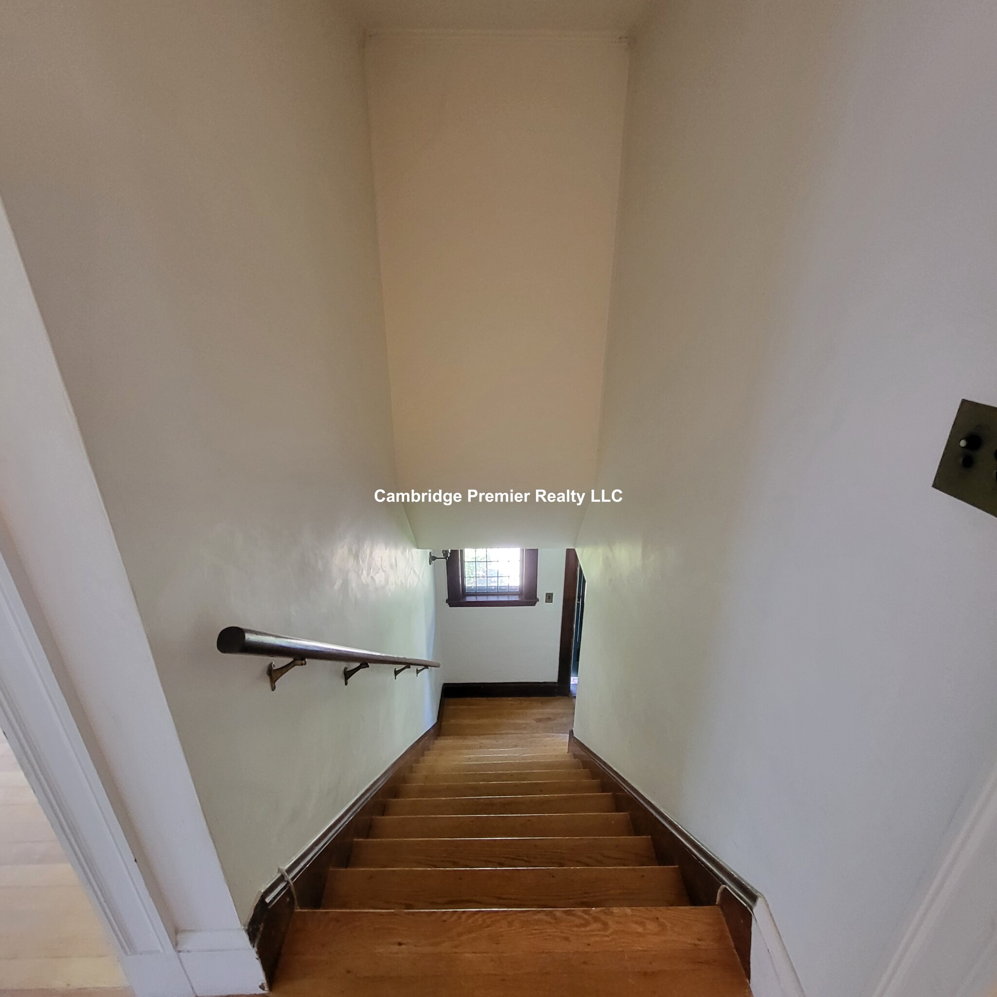 49 Willow St, Belmont