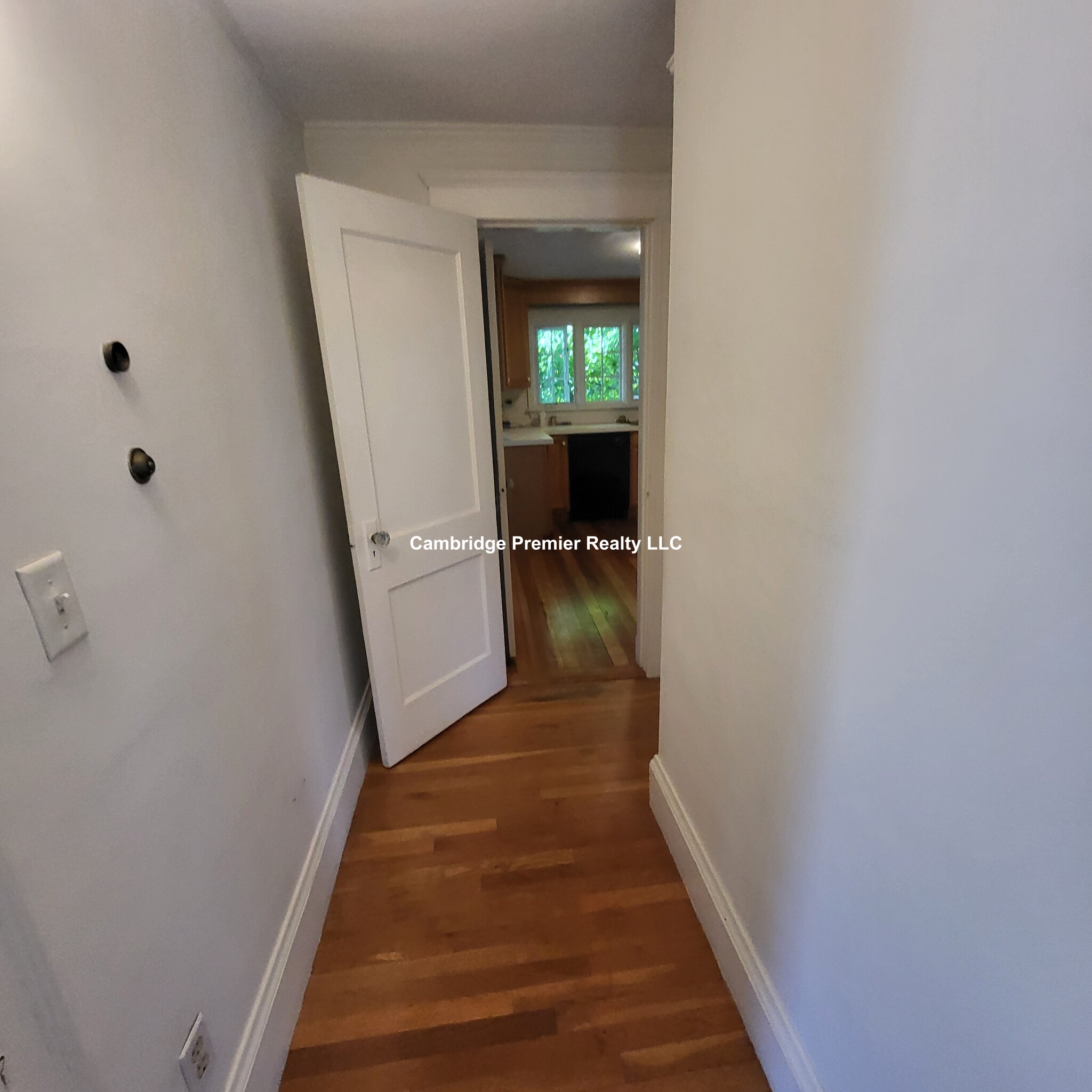 49 Willow St, Belmont