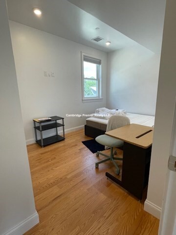 6 Beech St, North Cambridge