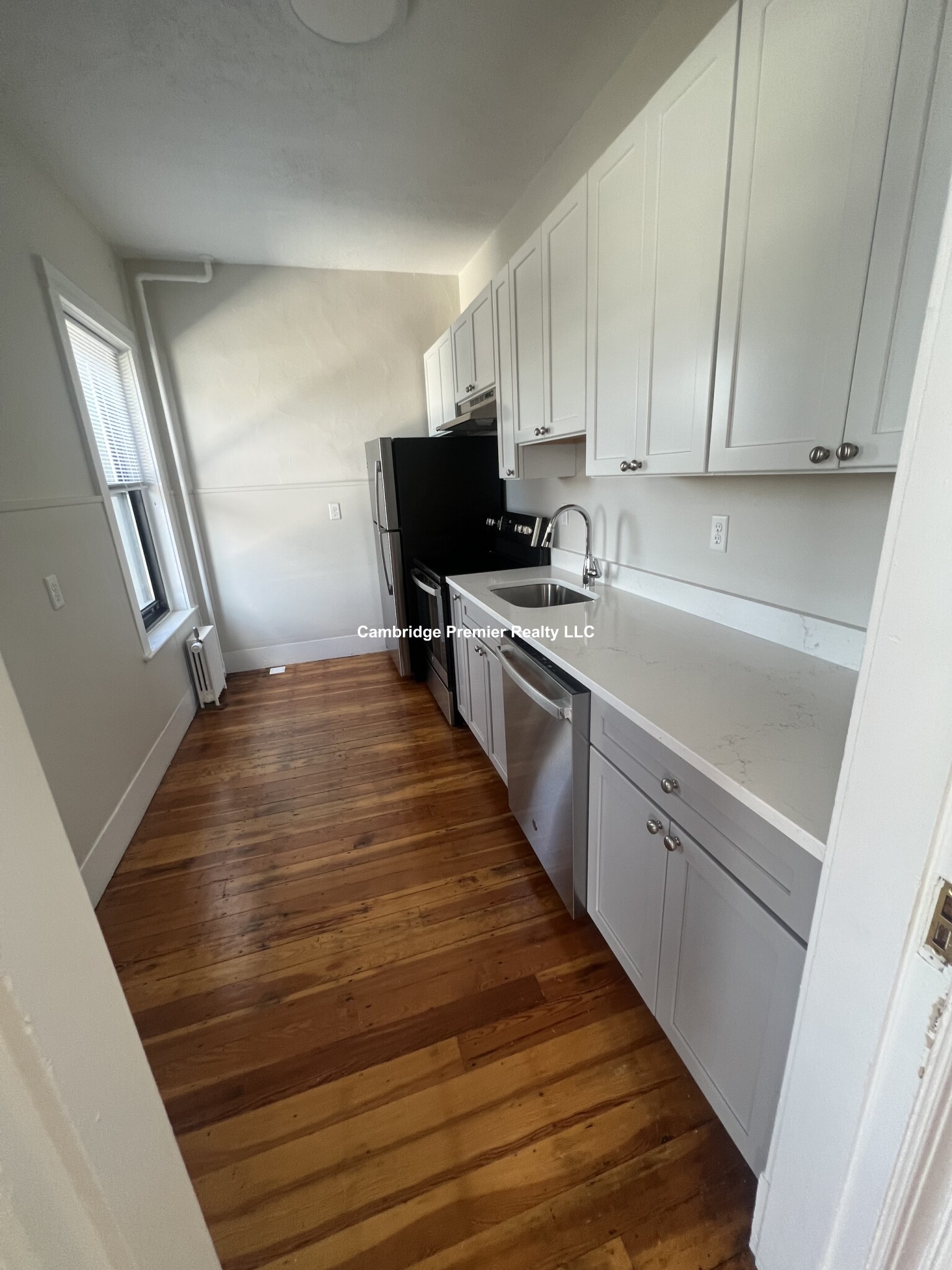 1039 Massachusetts Ave, Harvard Square