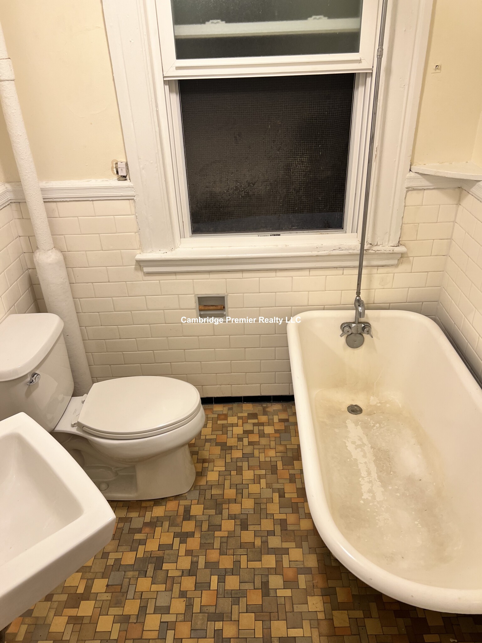 885 Massachusetts Ave, Central Square