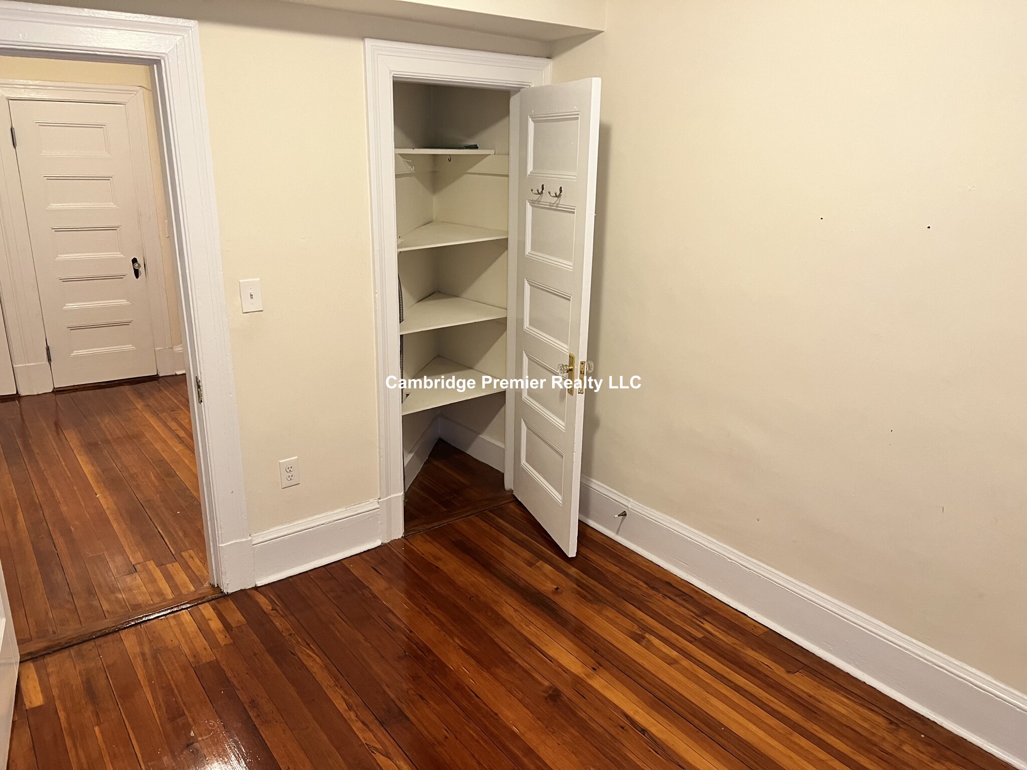 885 Massachusetts Ave, Central Square