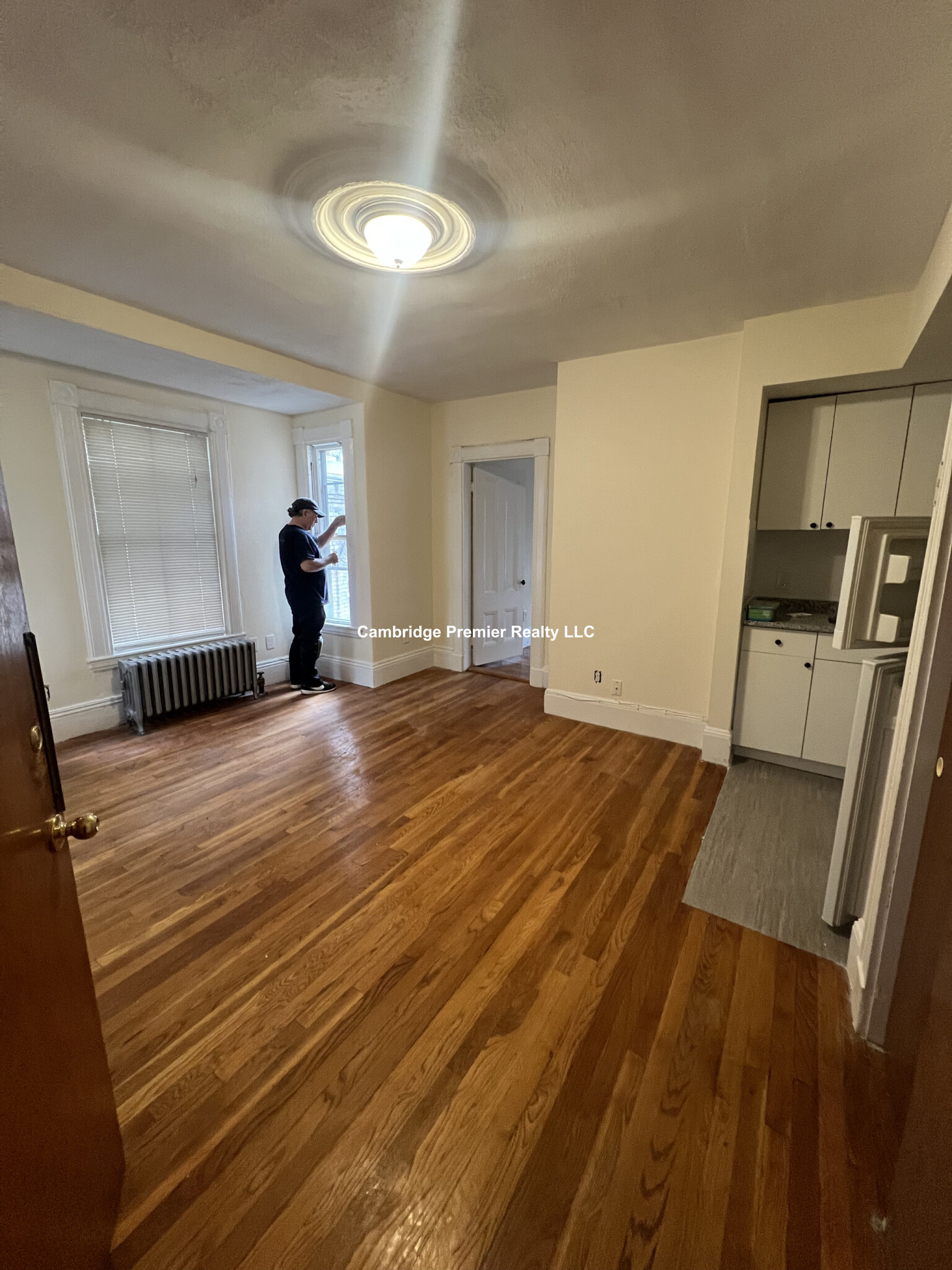 381 Harvard St, Mid-Cambridge