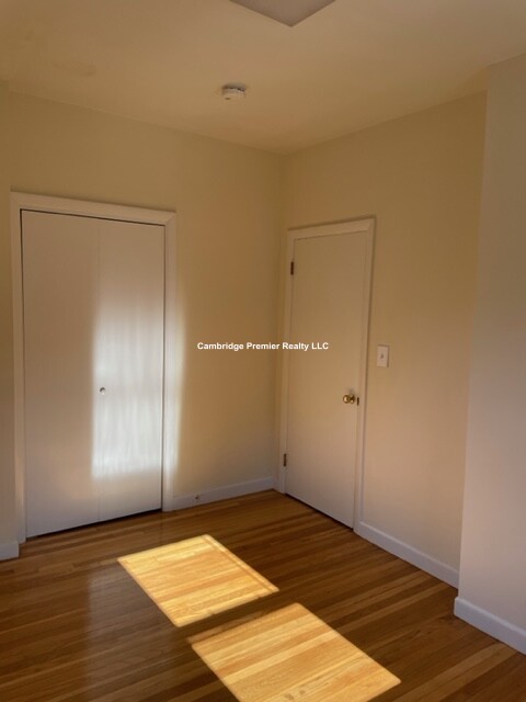 67 Ellery St, Mid-Cambridge