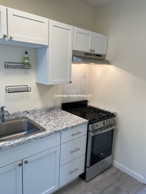 67 Ellery St, Mid-Cambridge