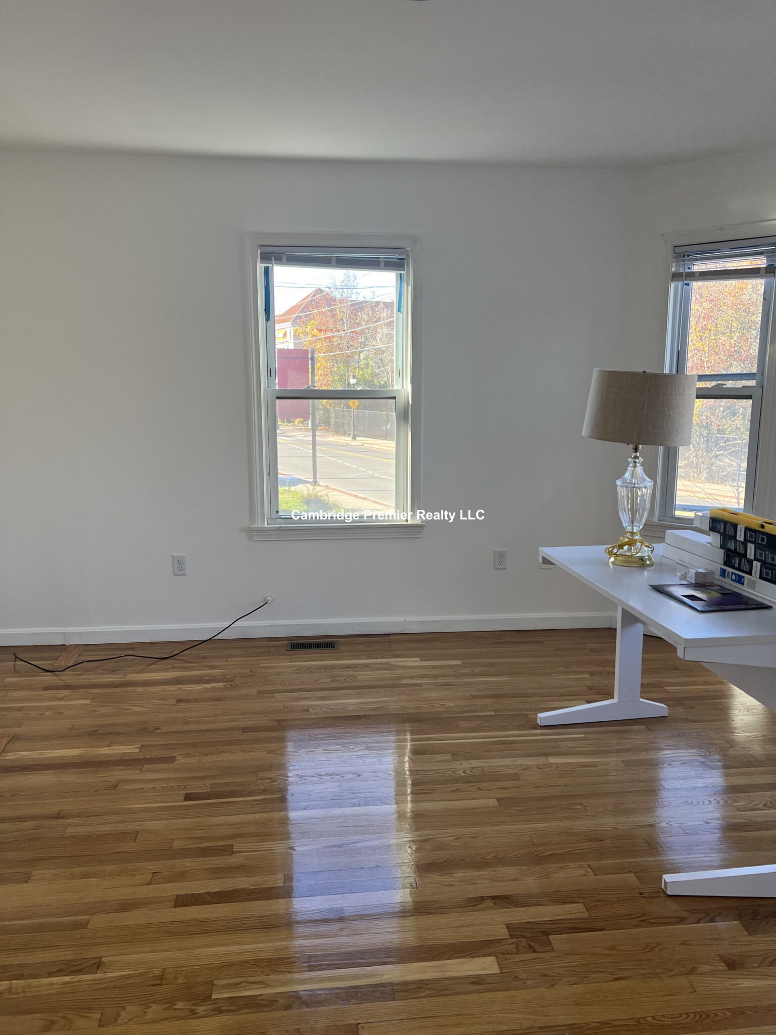 904 Moody St, South Side