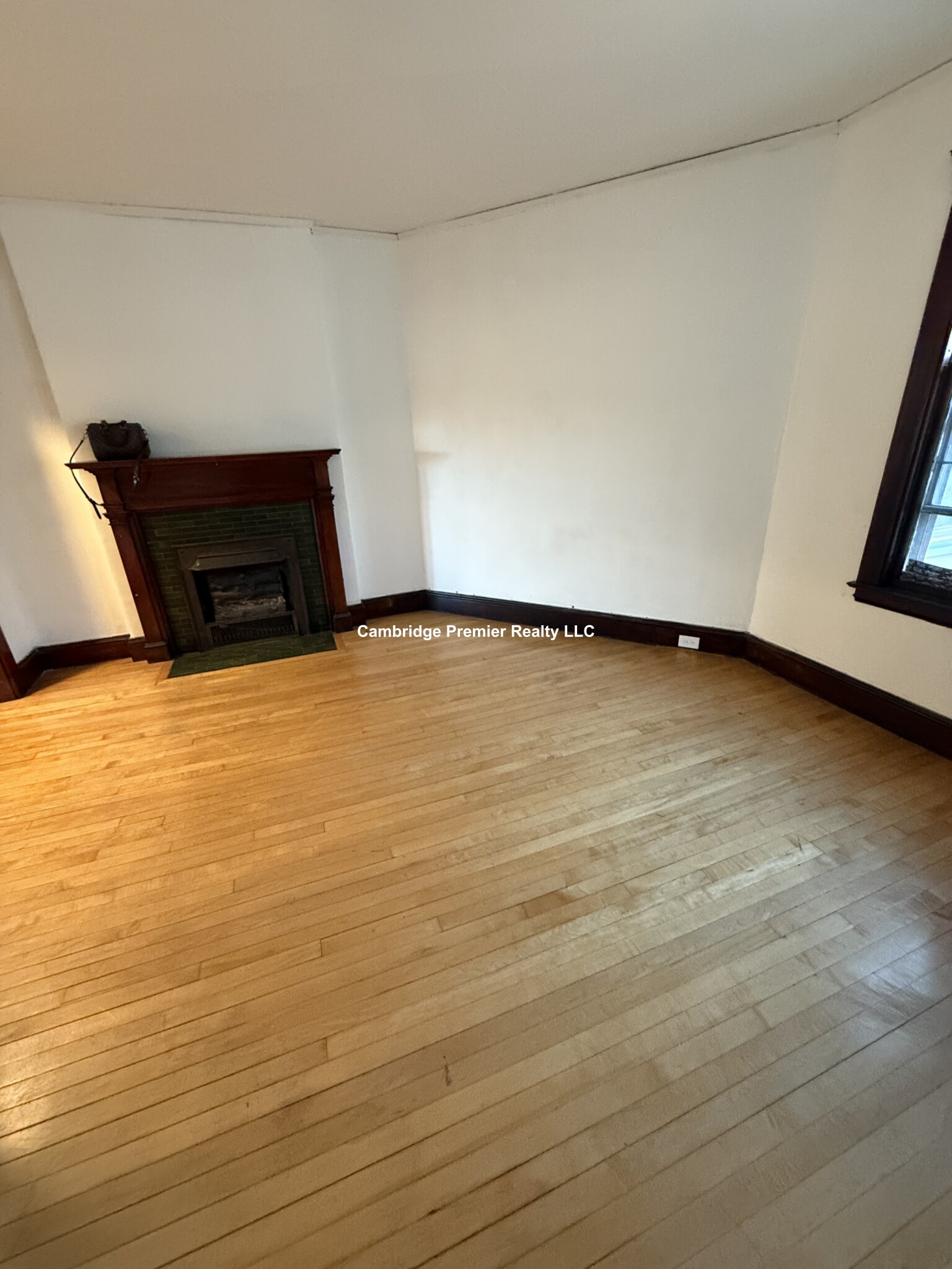 2 Clinton St, Mid-Cambridge