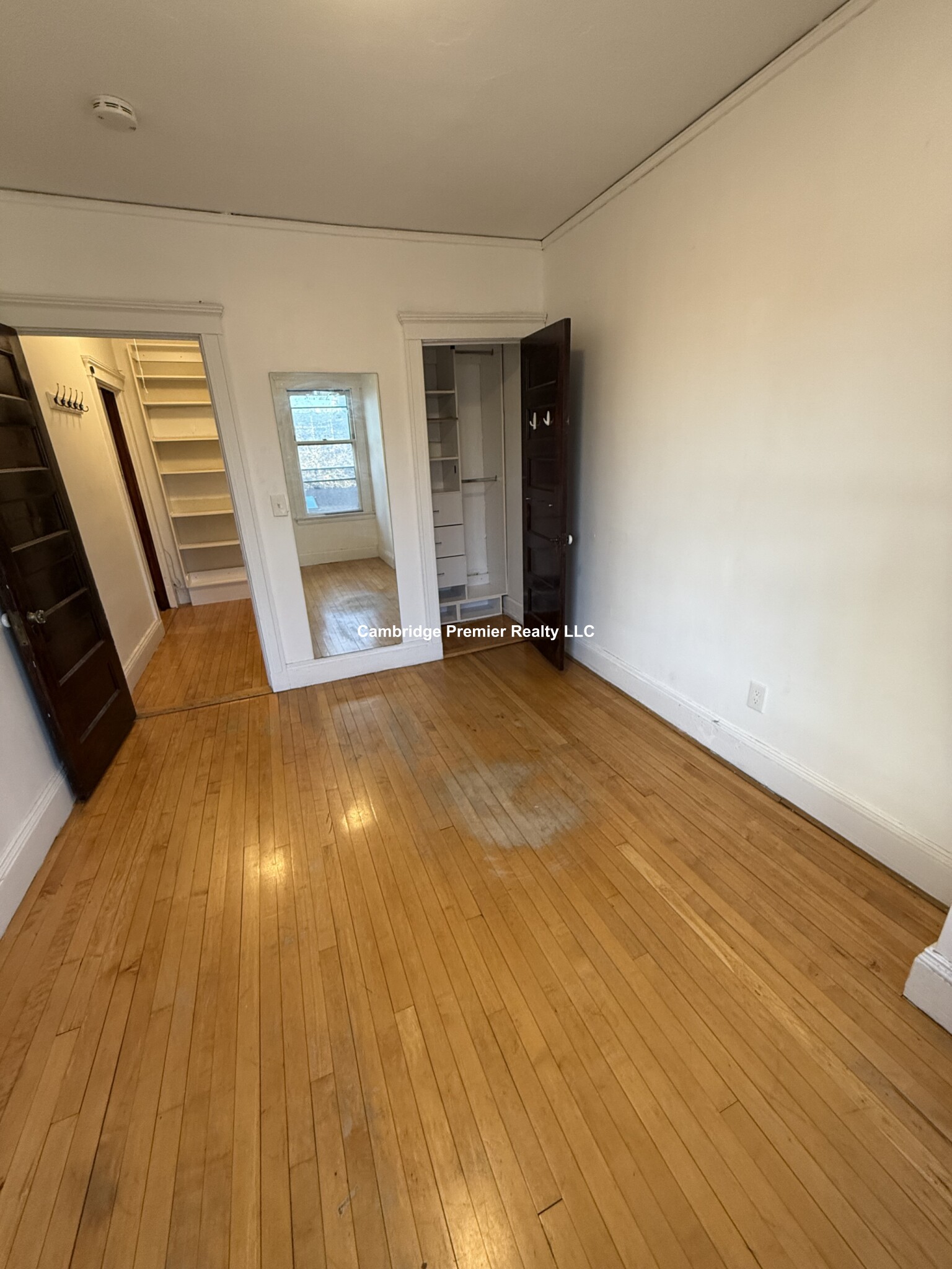 2 Clinton St, Mid-Cambridge