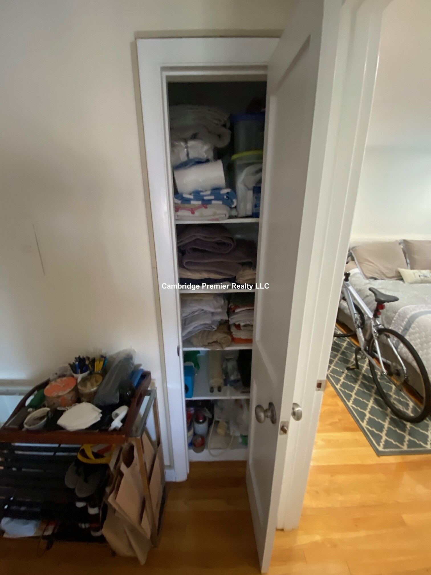 215 Massachusetts Ave, Arlington