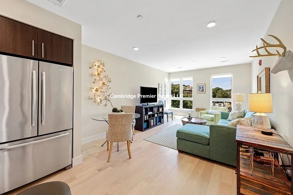 1975 (Plz don't advertise Massachusetts, Cambridge, MA - 4,200 USD/ month