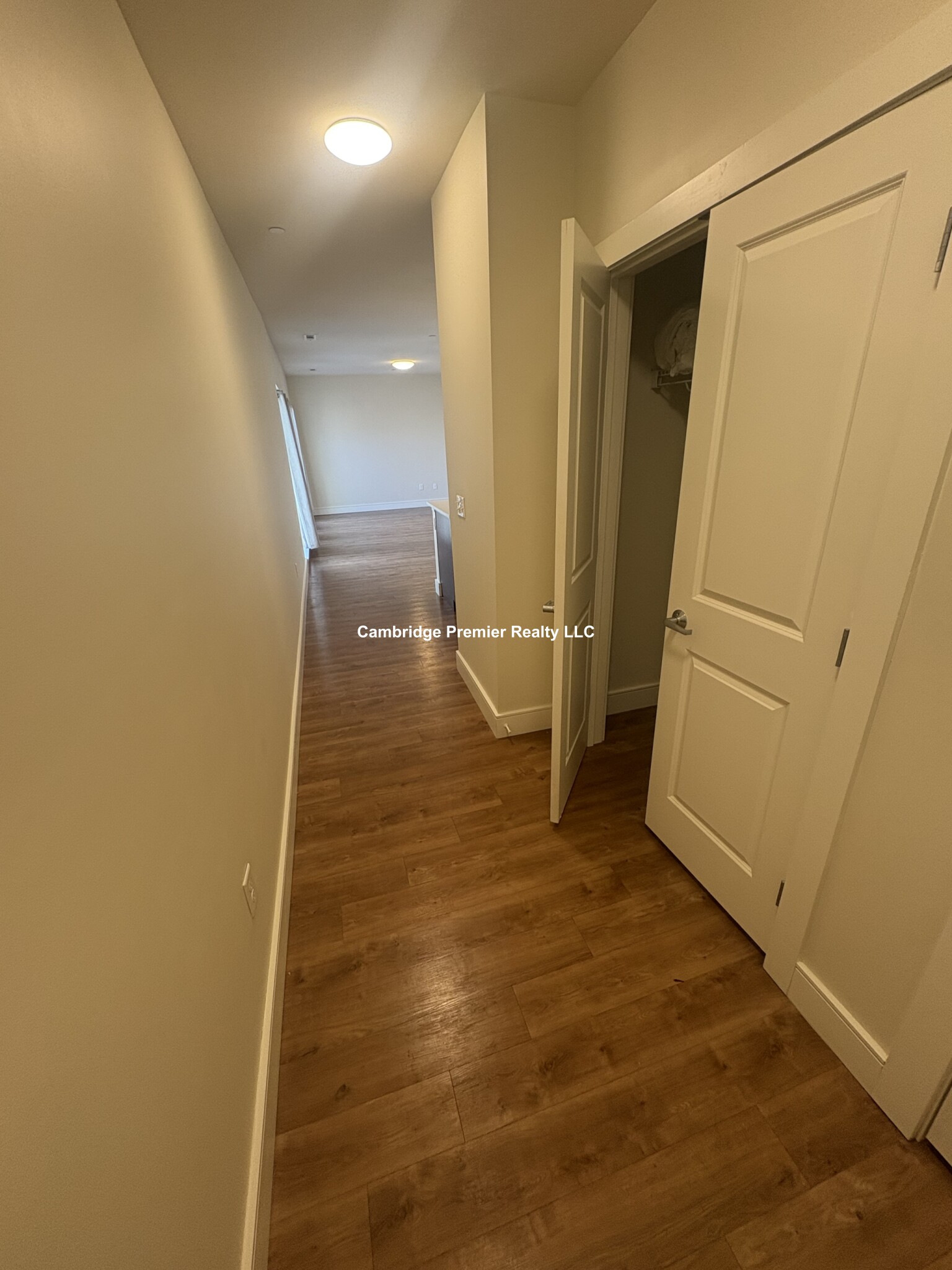 446 Cambridge St. - 3,600USD / month