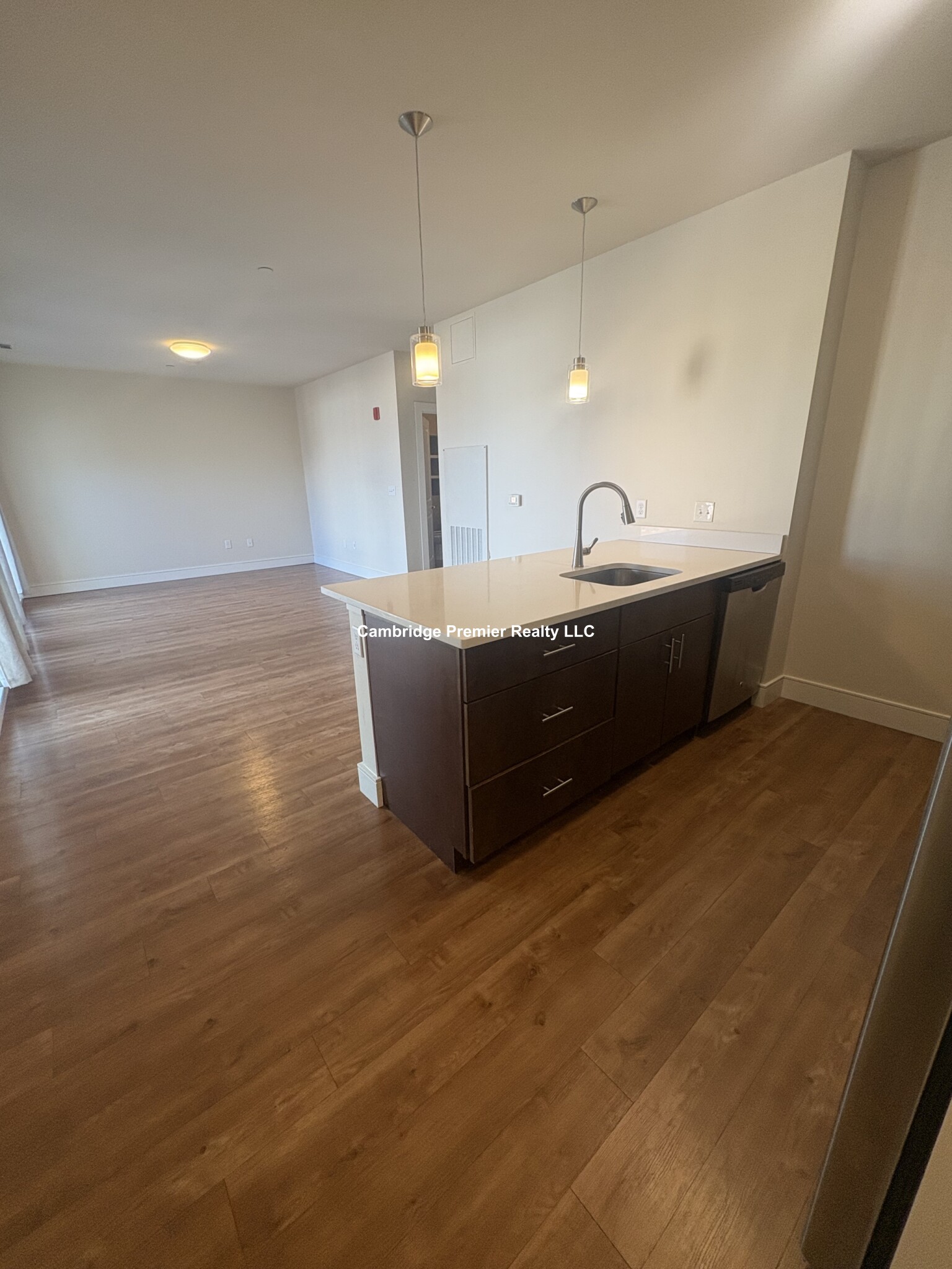 446 Cambridge St. - 3,600USD / month