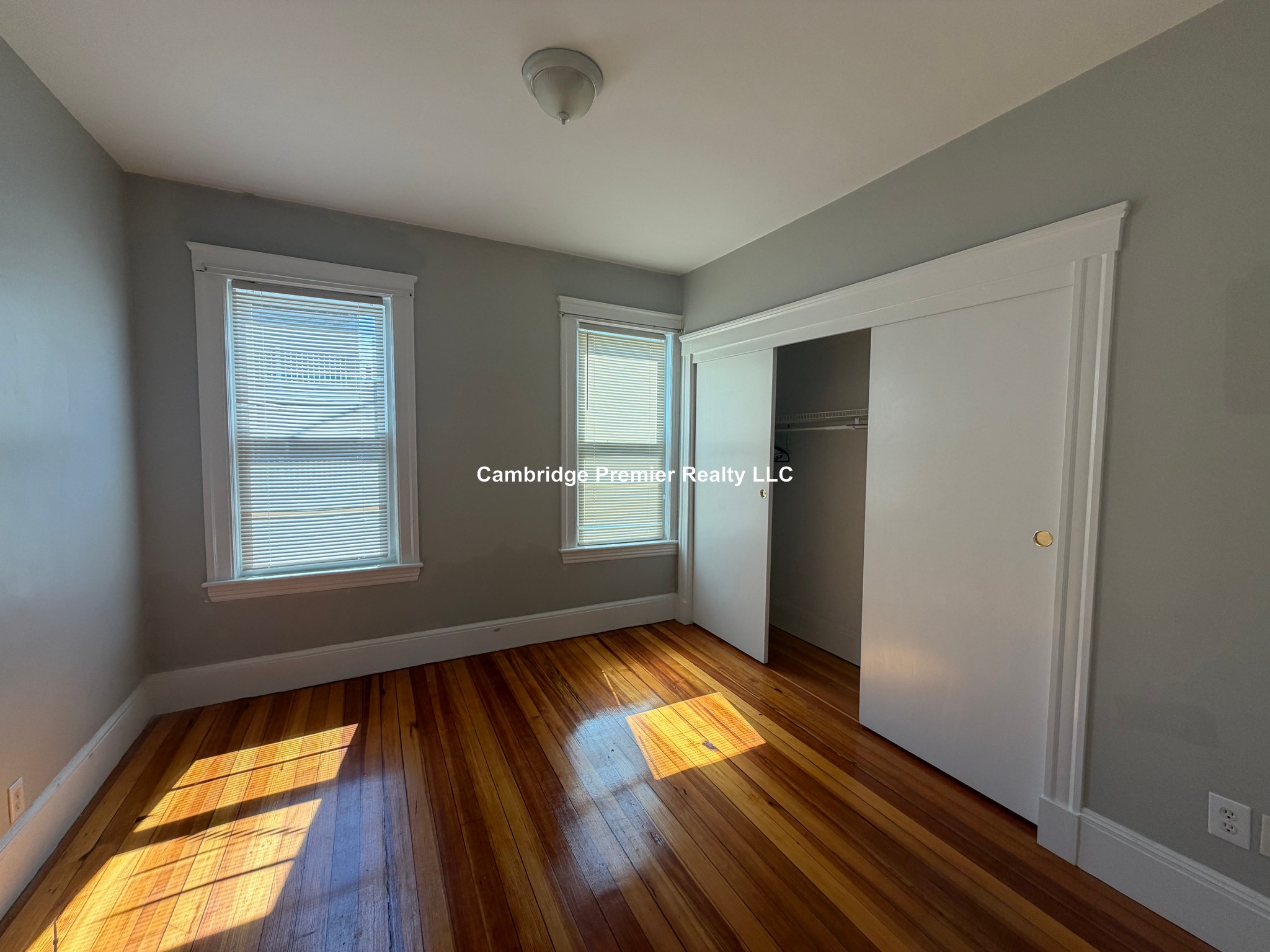Photos of apartment on Waldo Ave.,Somerville MA 02143
