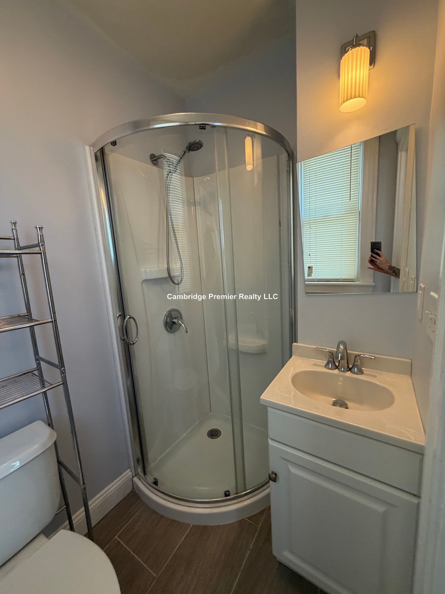 Photos of apartment on Waldo Ave.,Somerville MA 02143