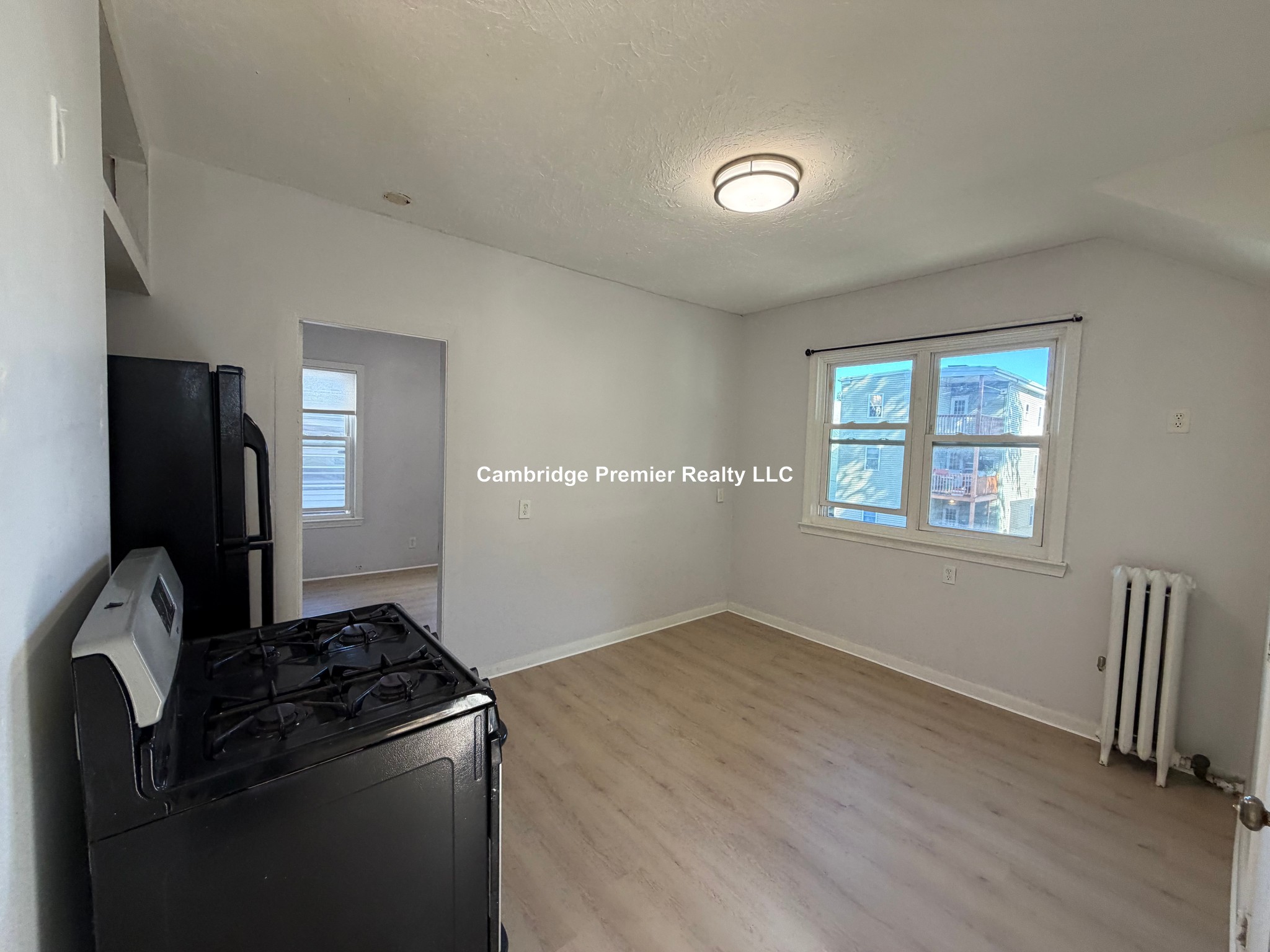 Photo 22 of Everett Ave. Unit 2