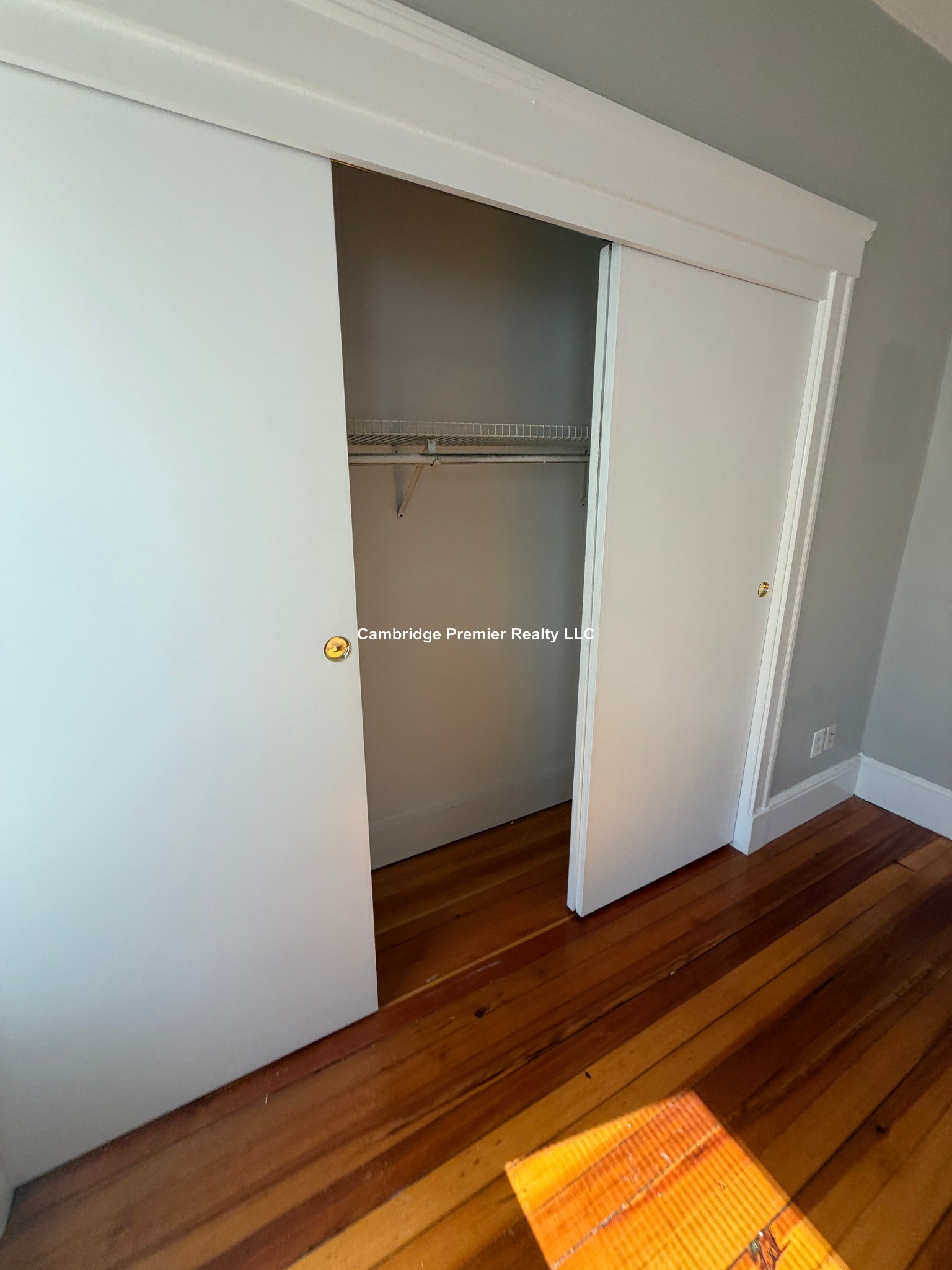 Photos of apartment on Waldo Ave.,Somerville MA 02143