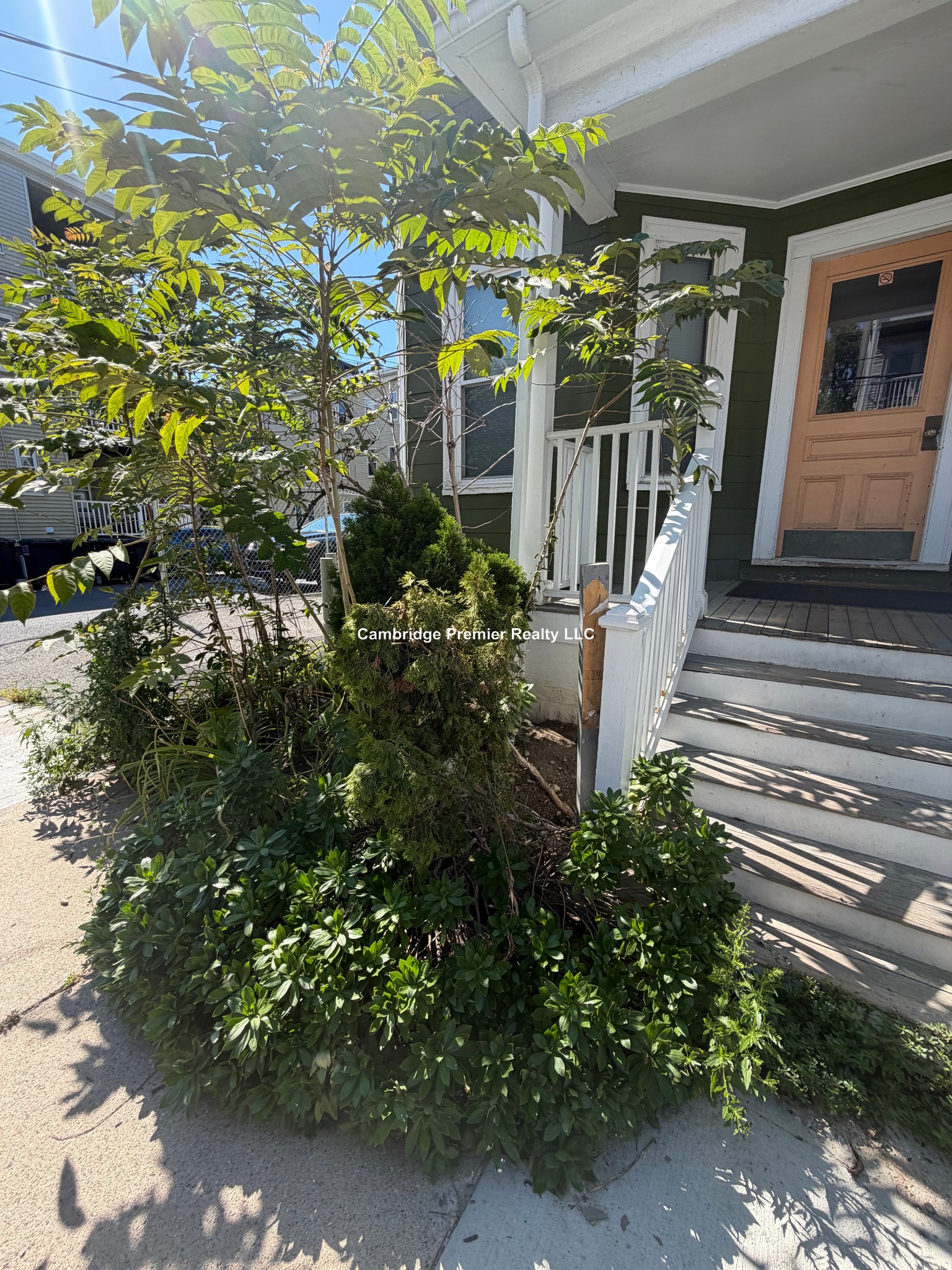 Photos of apartment on Waldo Ave.,Somerville MA 02143