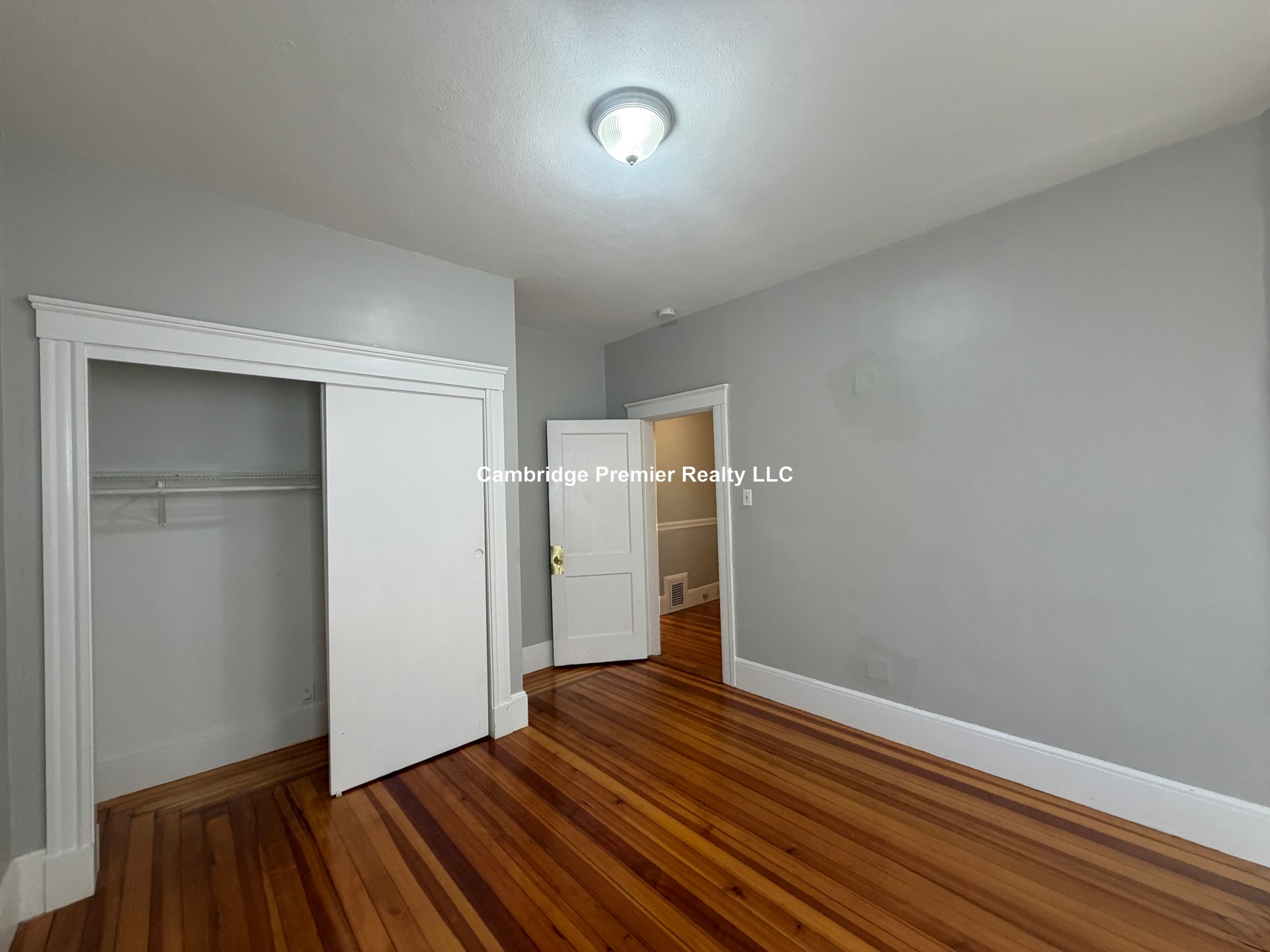 Photos of apartment on Waldo Ave.,Somerville MA 02143