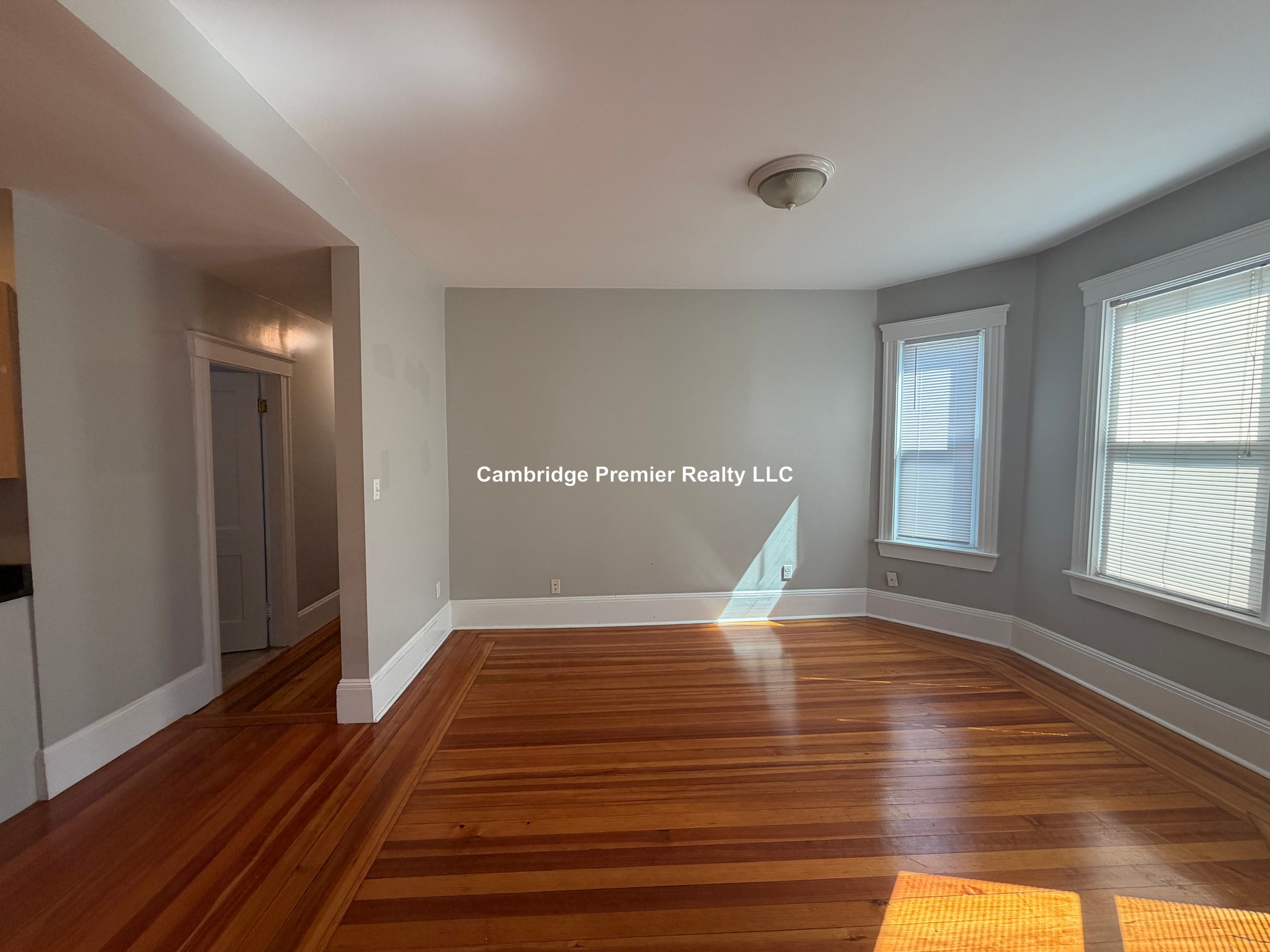 Photos of apartment on Waldo Ave.,Somerville MA 02143