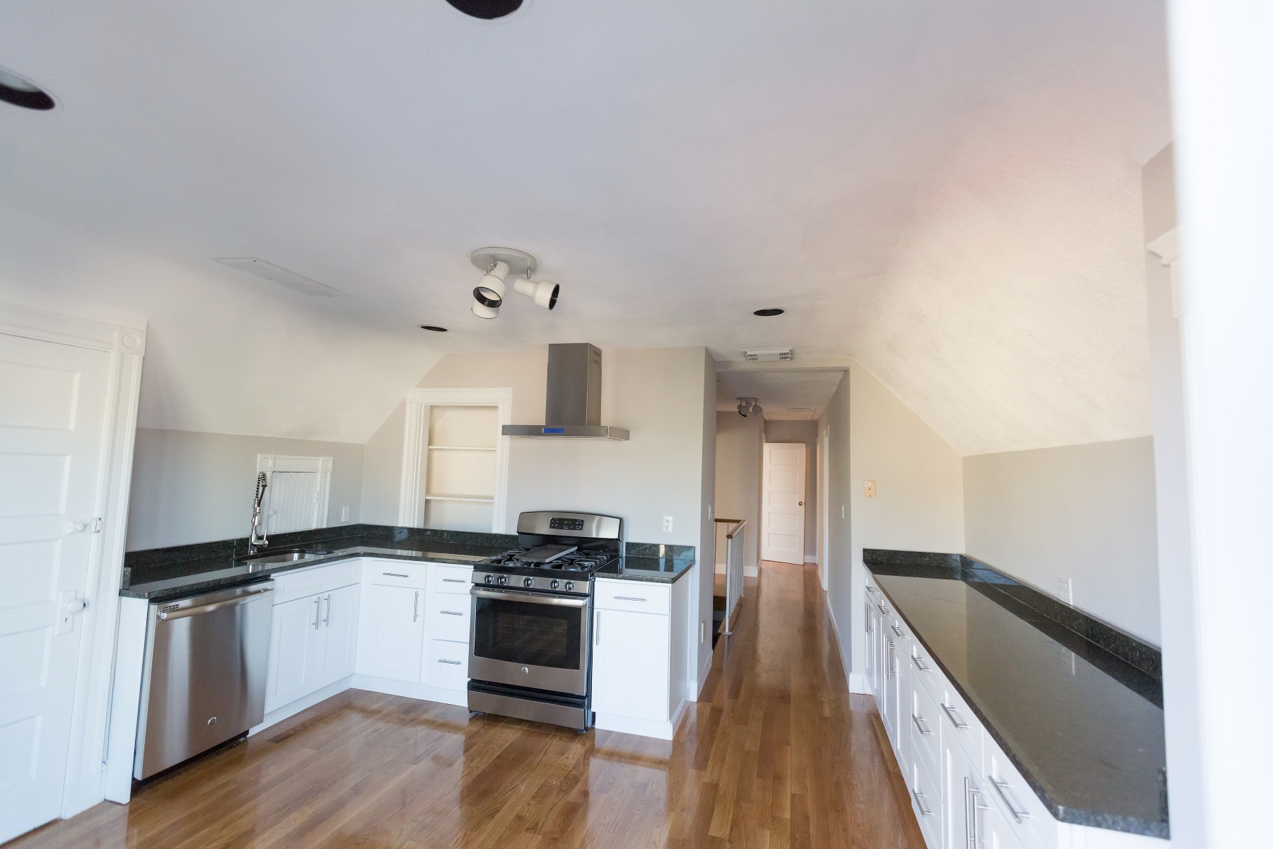 33 Bromfield Rd, Powderhouse