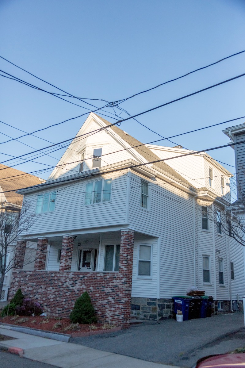 33 Bromfield Rd, Teele Square