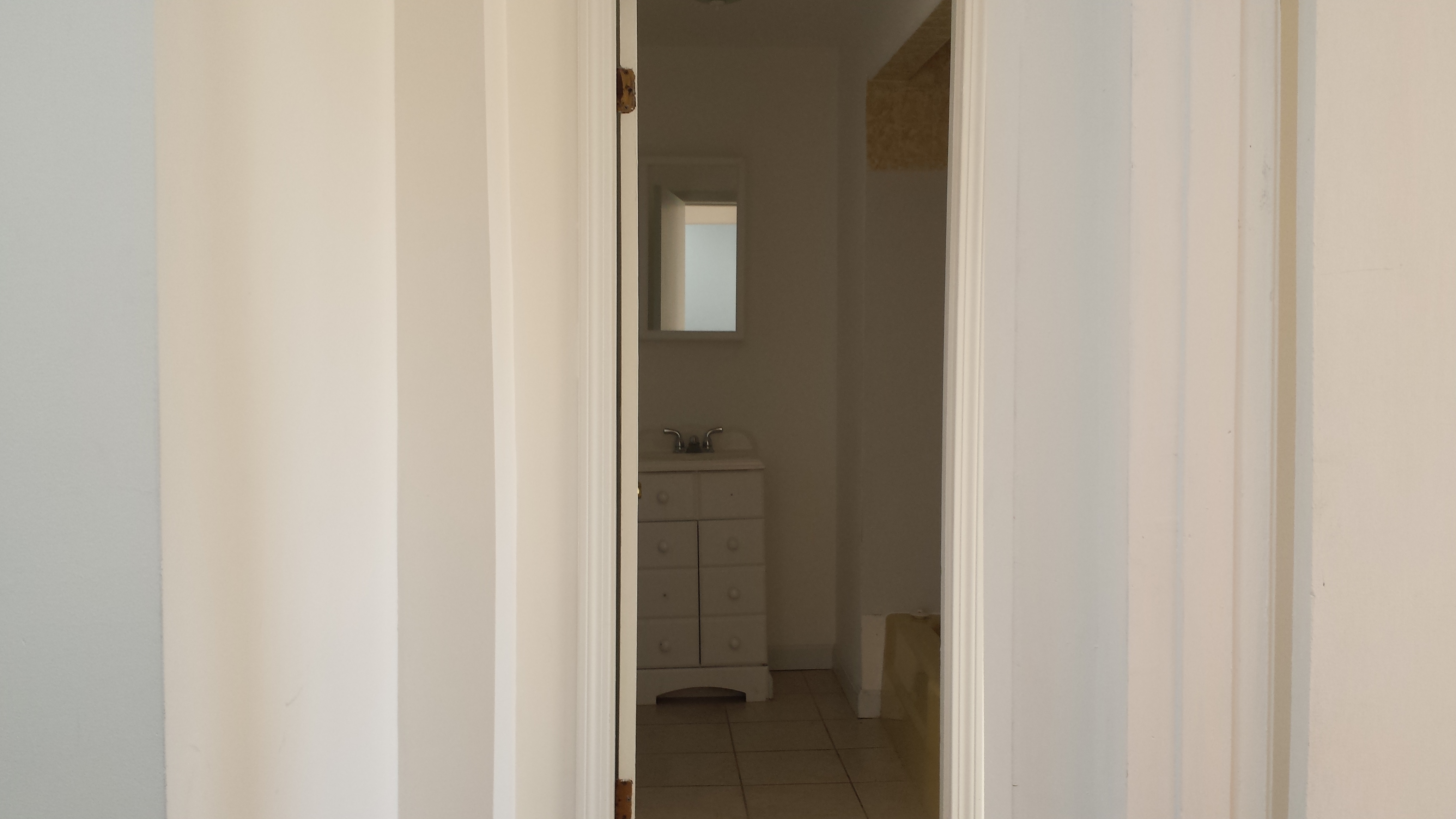 4 bed, 2 bath apartment for rent at 263 Everett Unit 0, East Boston — photo 8 of 11