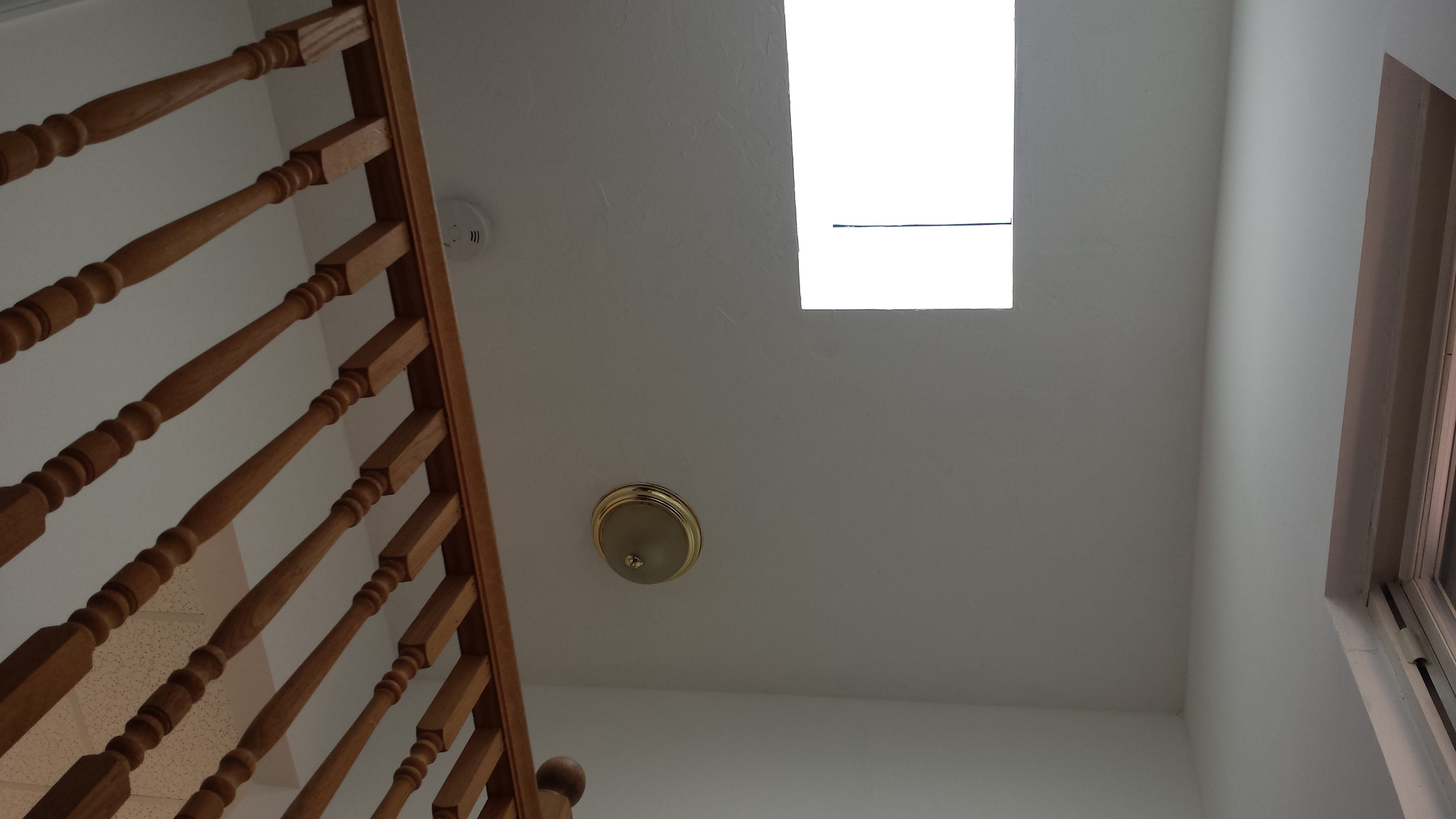 4 bed, 2 bath apartment for rent at 263 Everett Unit 0, East Boston — photo 6 of 11