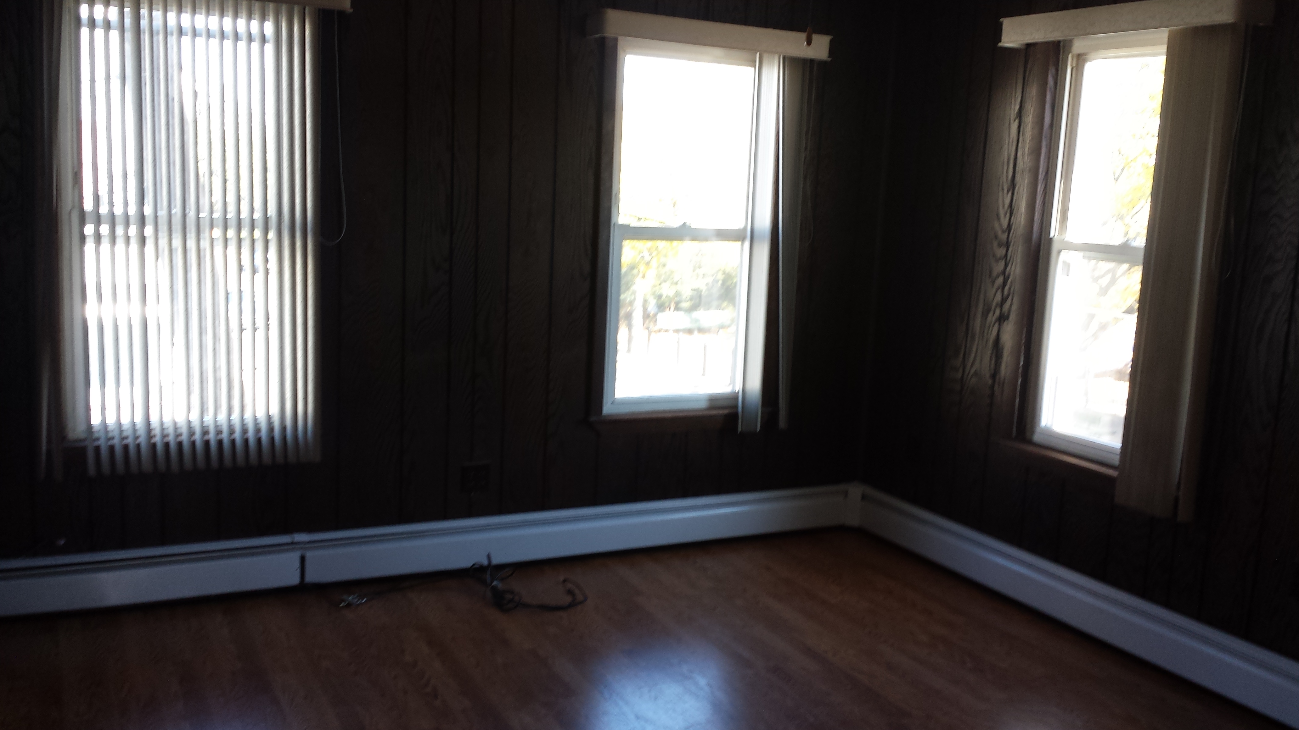 4 bed, 2 bath apartment for rent at 263 Everett Unit 0, East Boston — photo 2 of 11