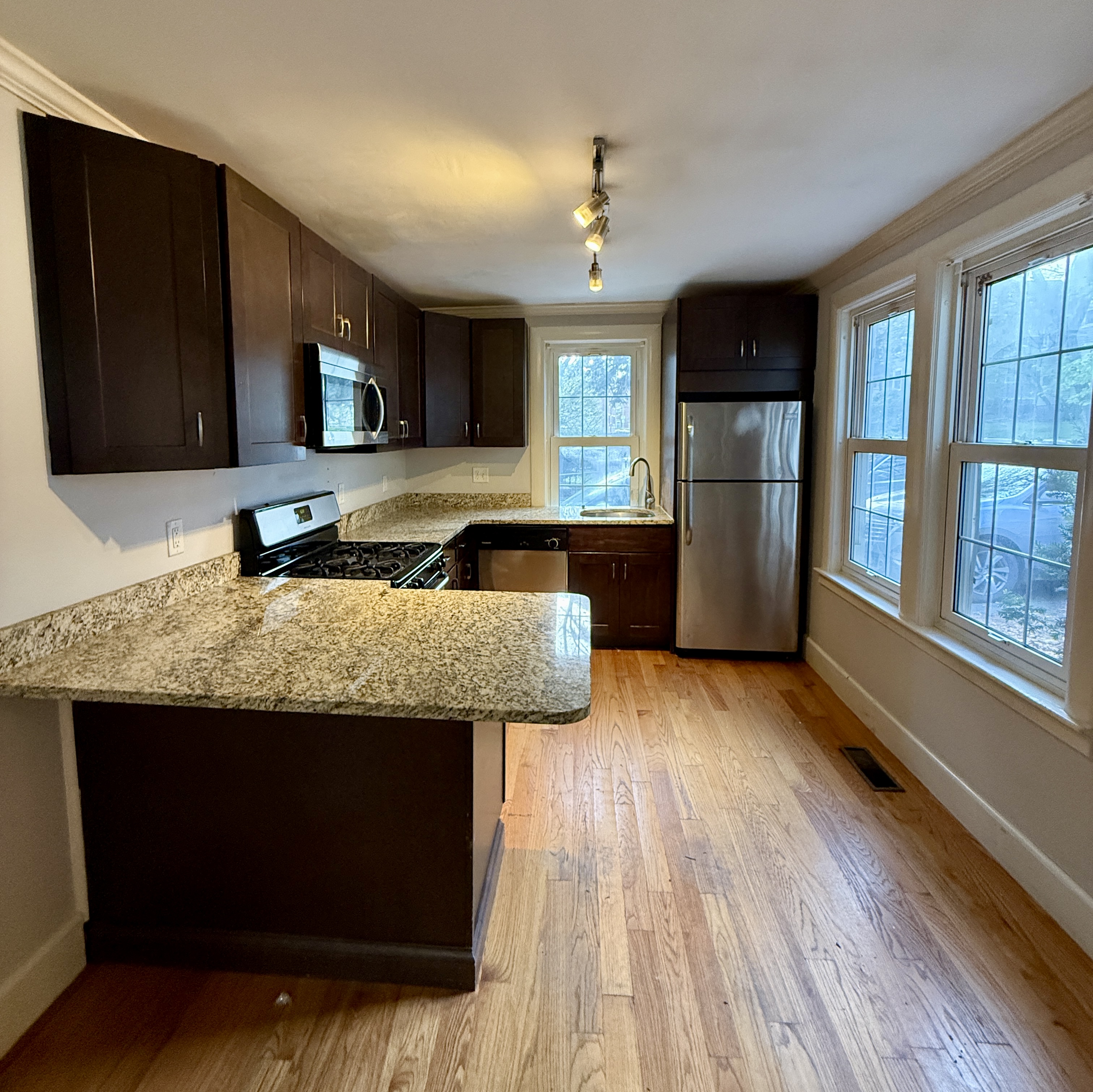 2 Braemore Rd. - Brighton
