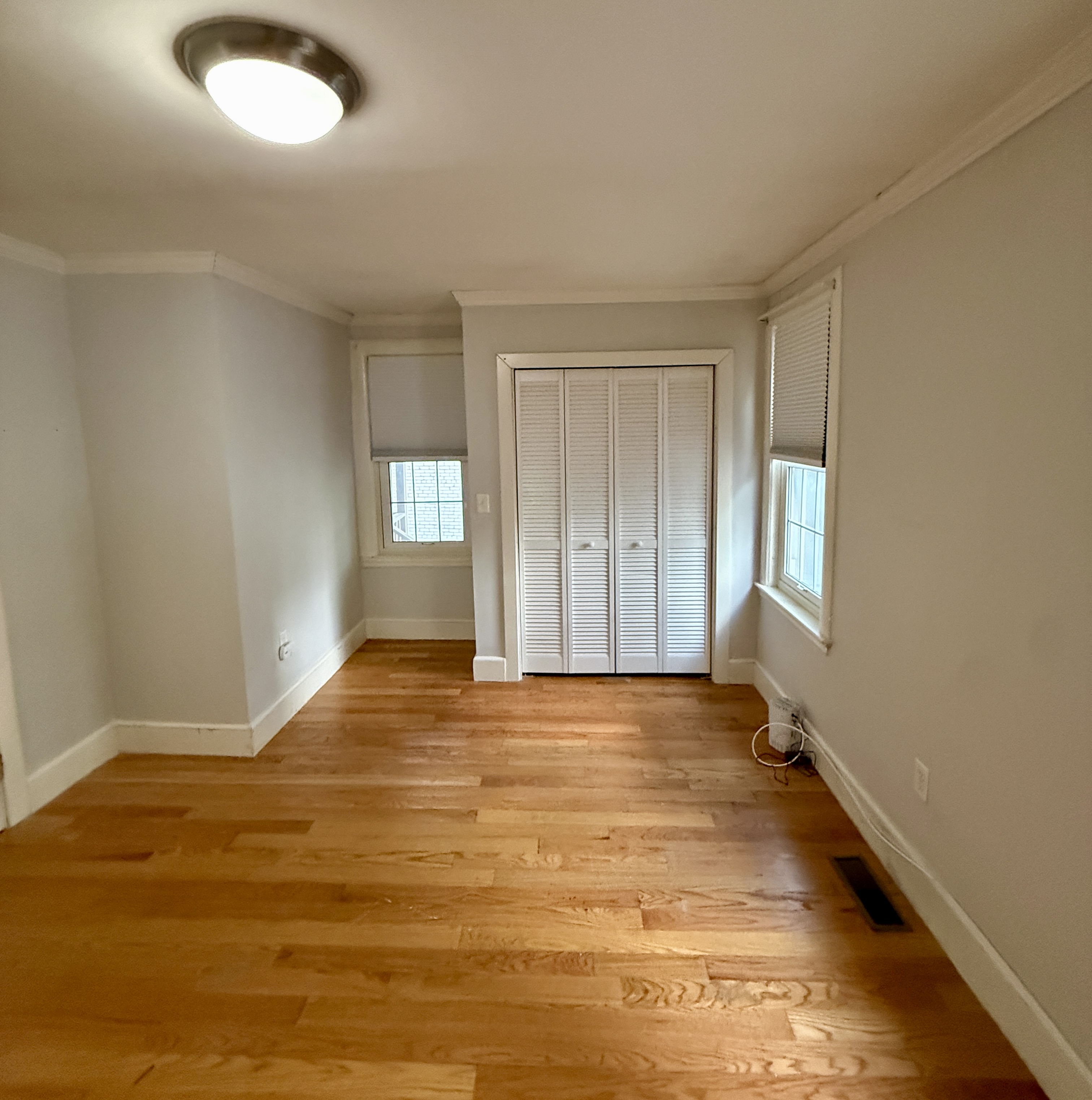 Photo 7 of 2 Braemore Rd. Unit 1