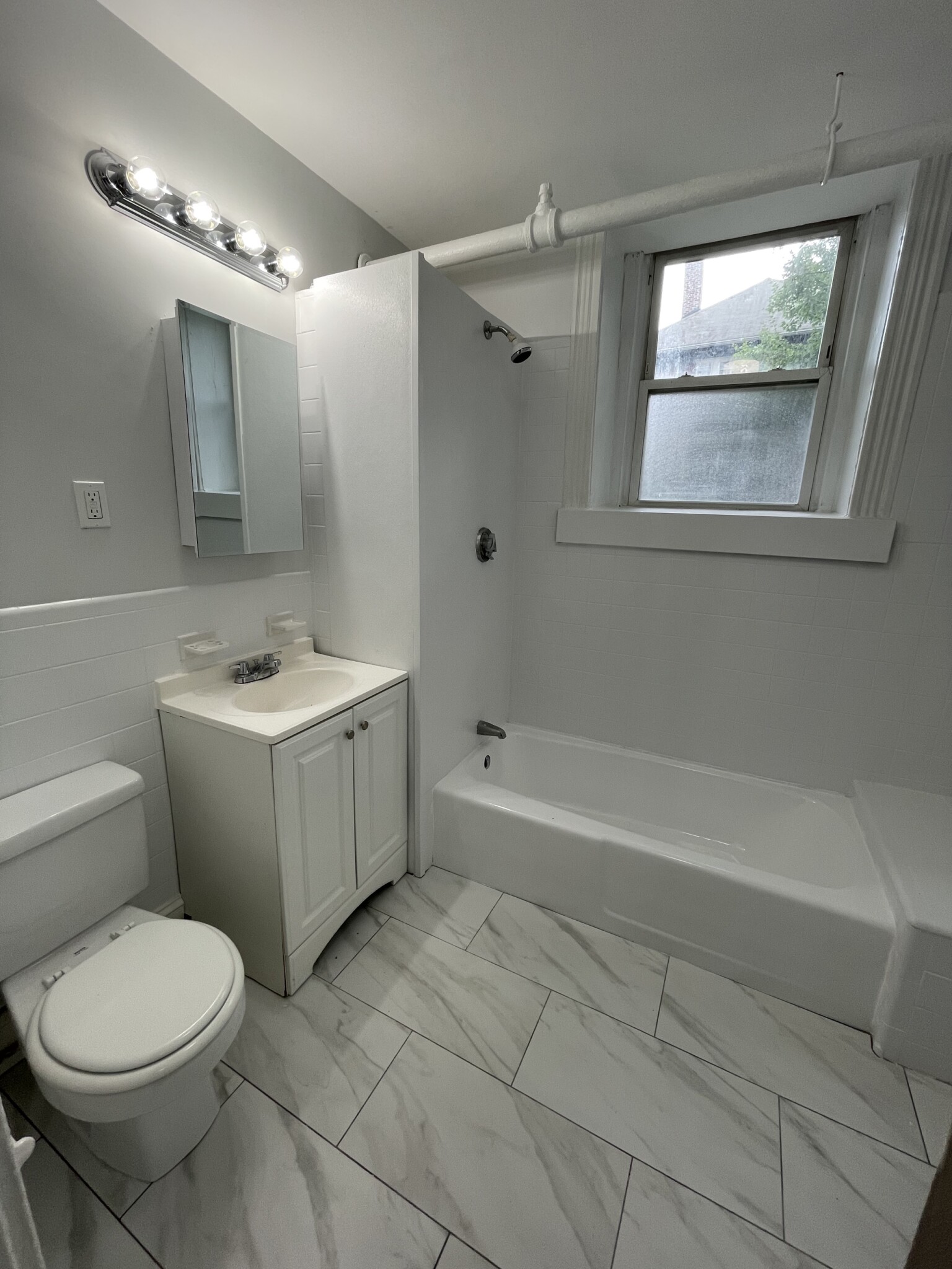 33 Stearns Rd, Coolidge Corner