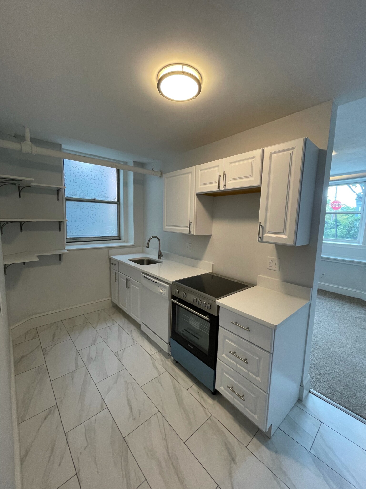 33 Stearns Rd, Coolidge Corner