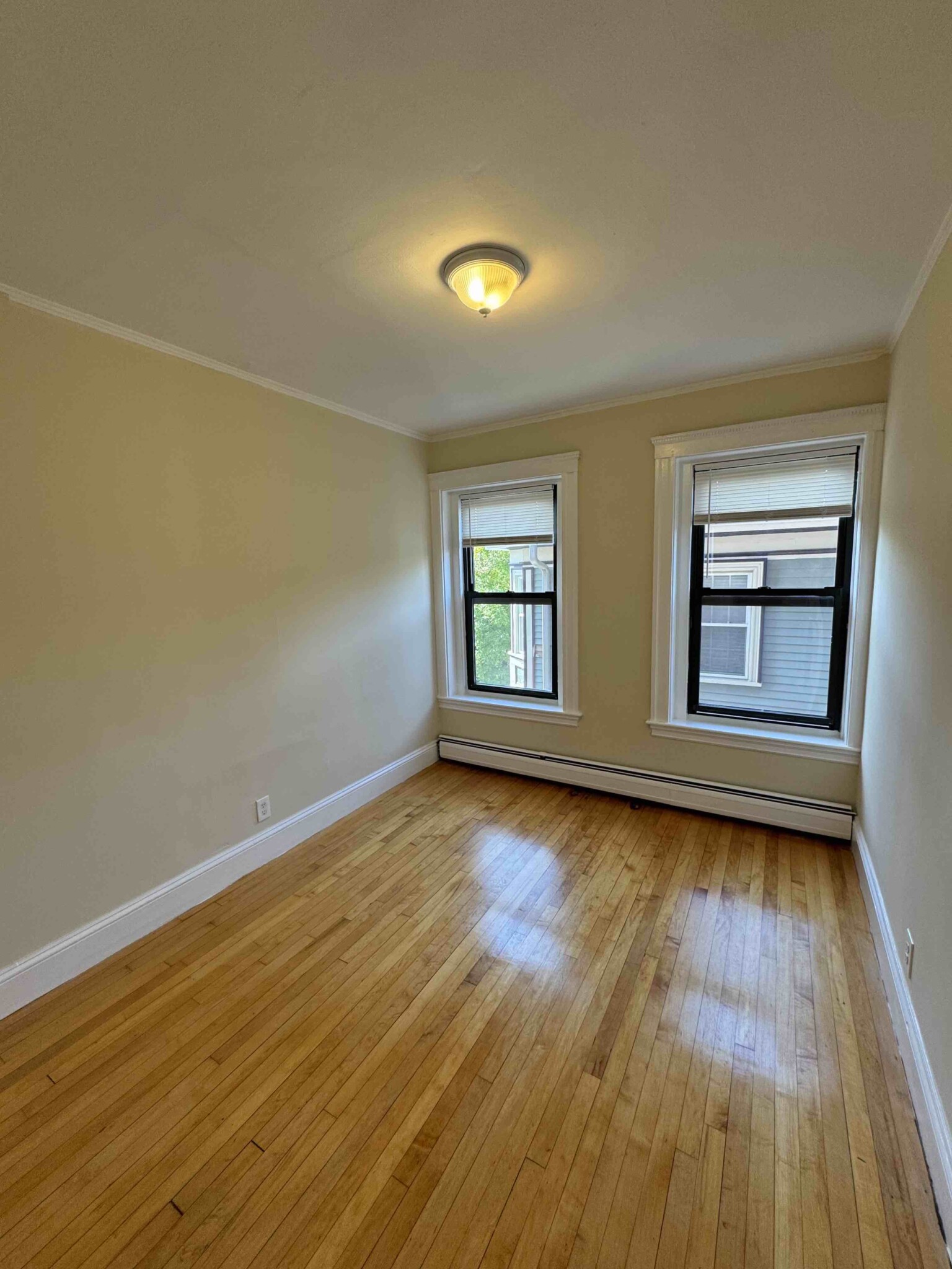 9 Upland Rd, Neighborhood Nine