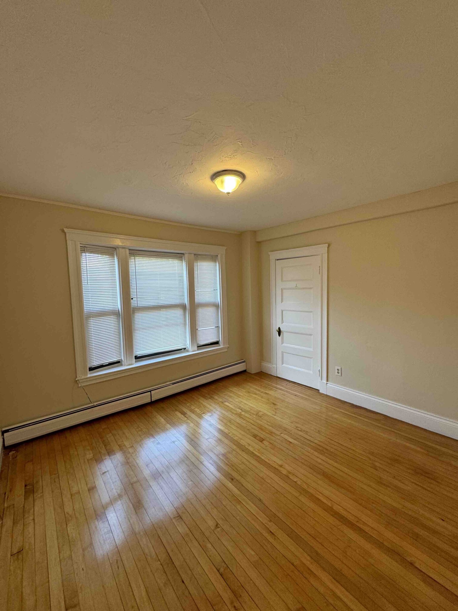 9 Upland Rd, Neighborhood Nine