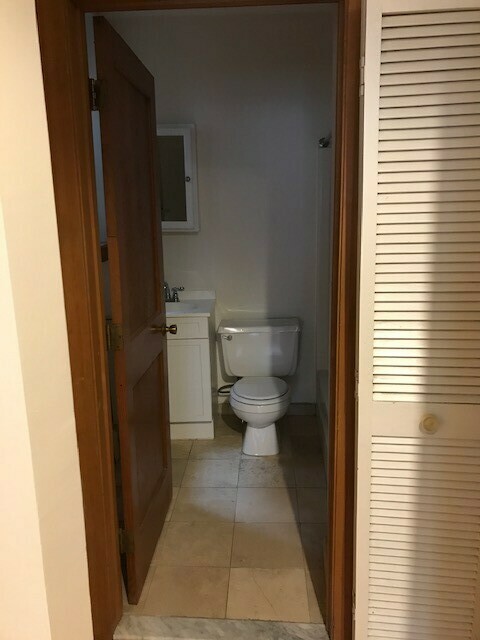 96 Linden St, Allston