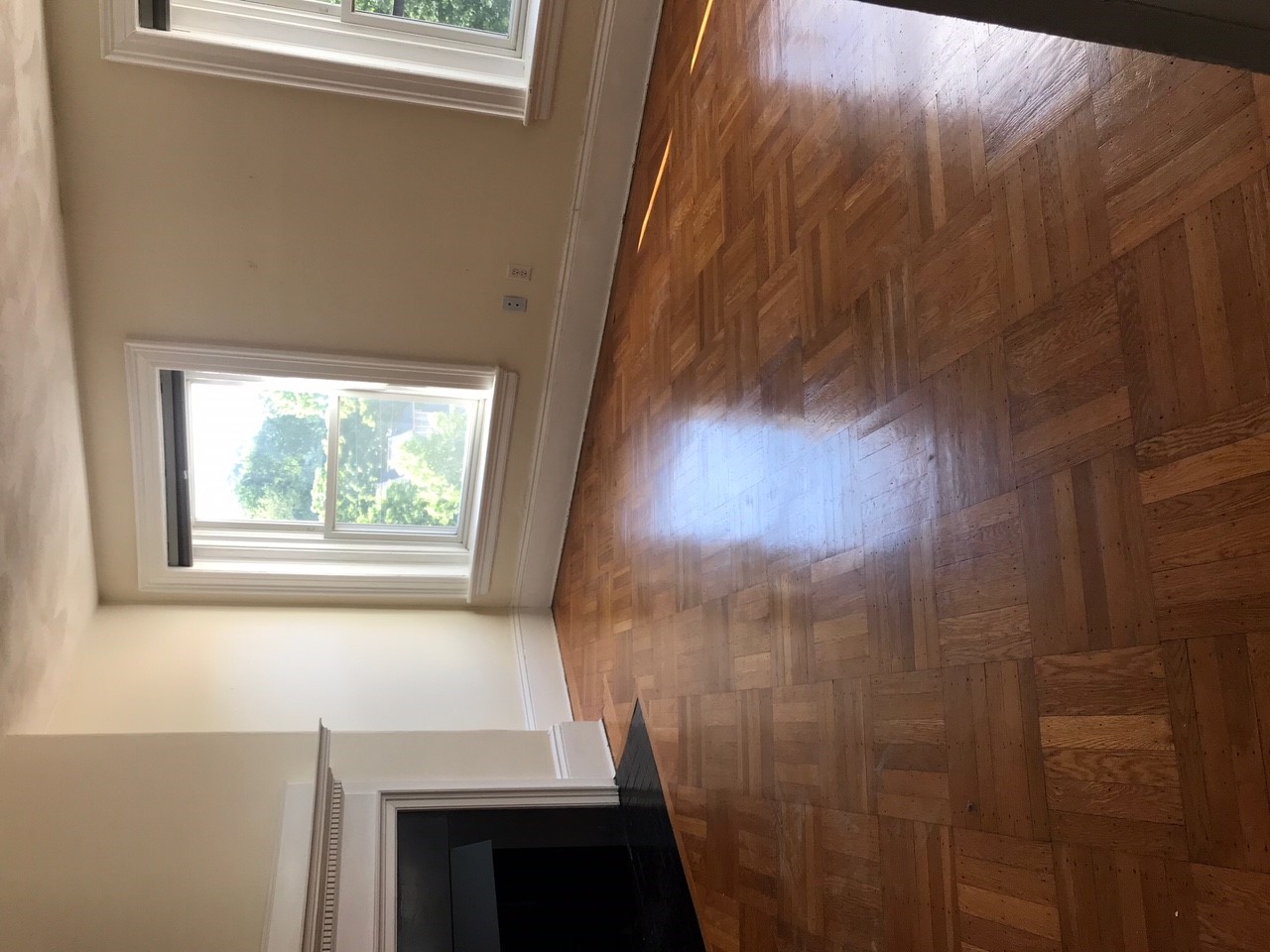 1714 Beacon St, Washington Square