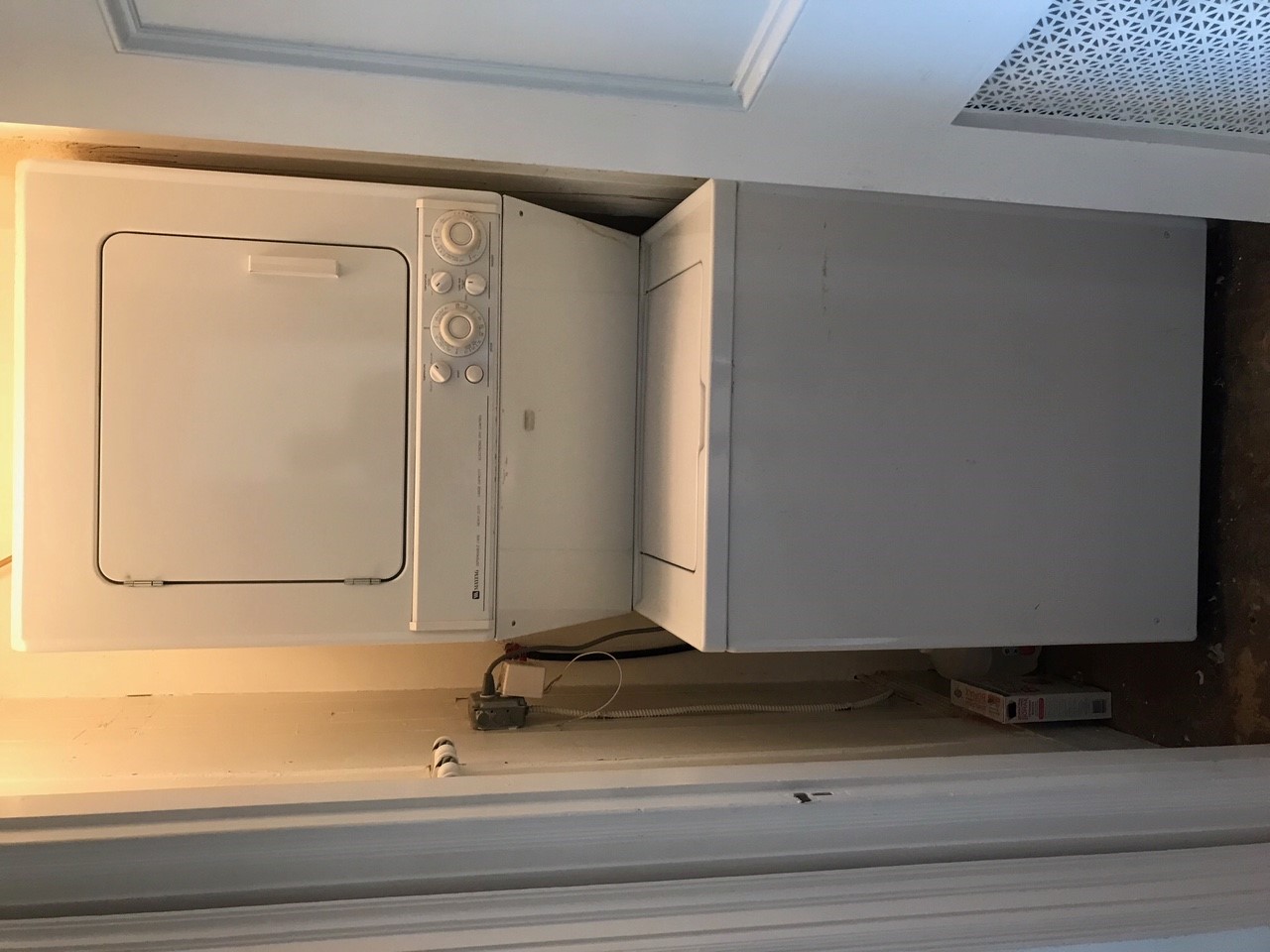 1714 Beacon St, Washington Square