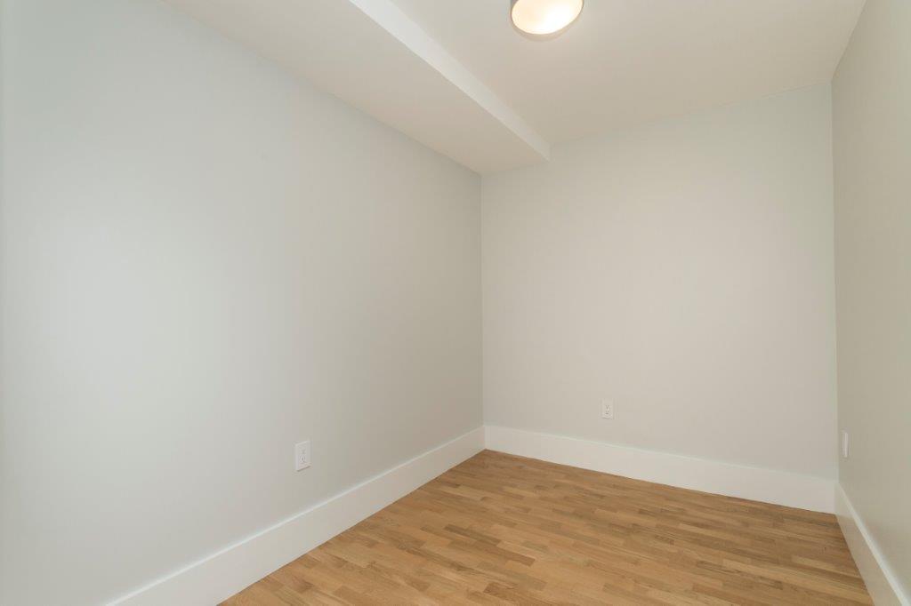 123 Highland Ave, Prospect Hill