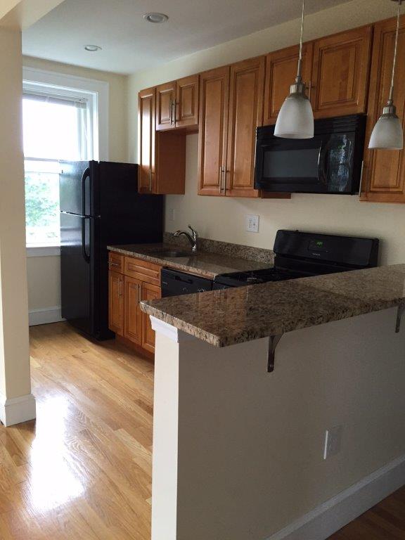 136 Highland Ave, Winter Hill