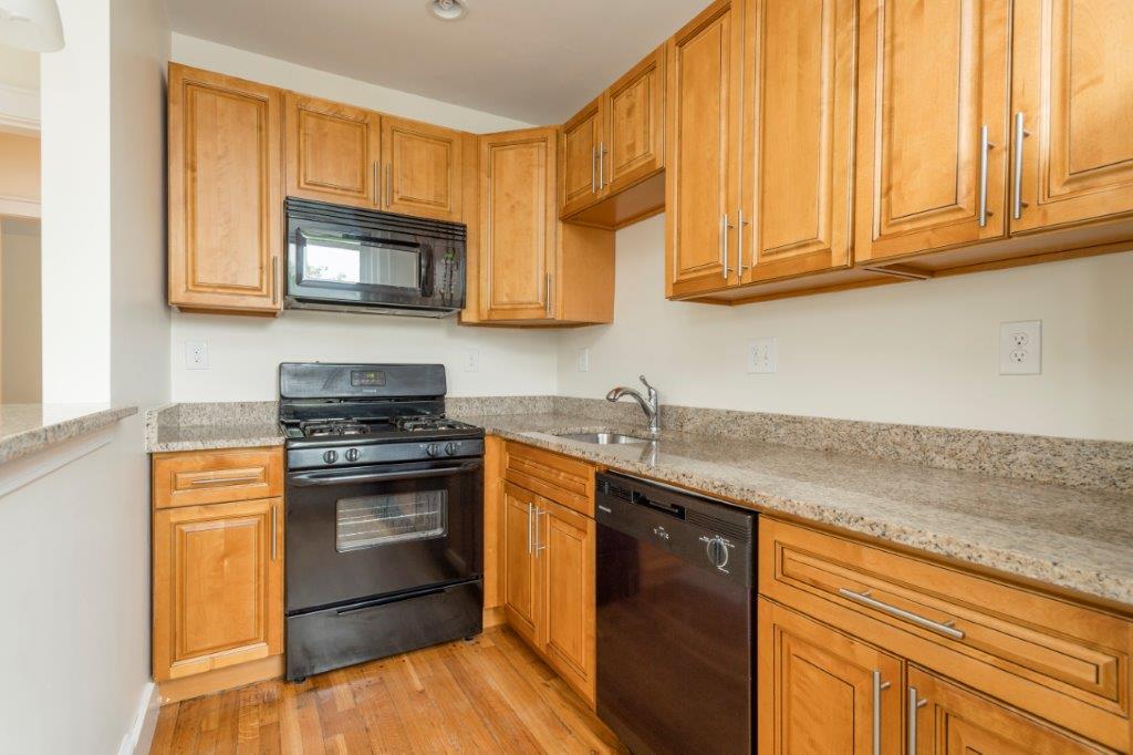 138 Highland Ave, Winter Hill