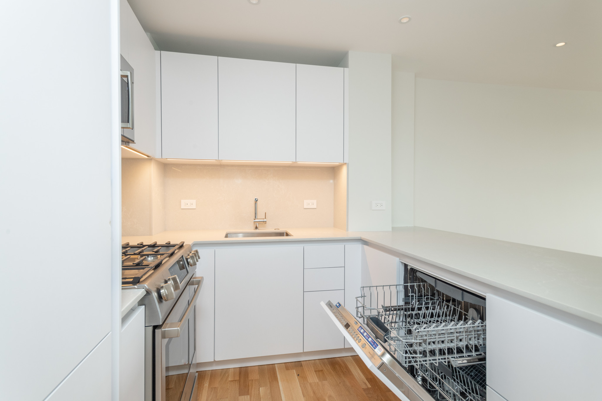 1410 Columbia Rd, South Boston