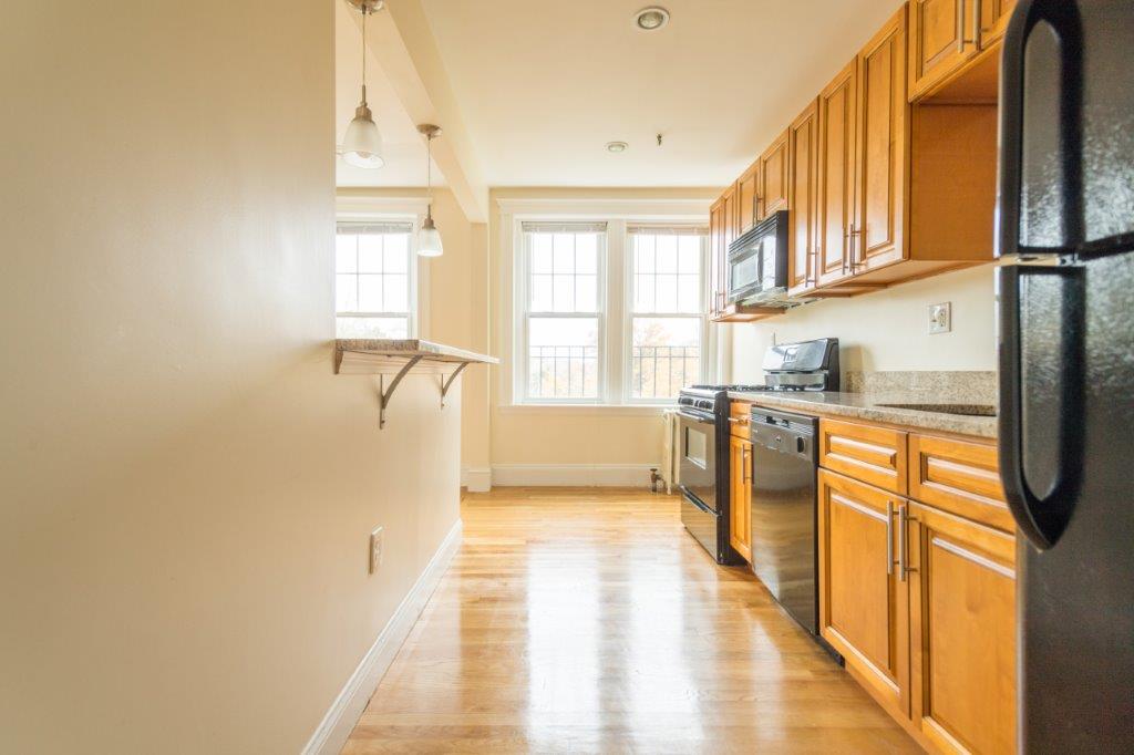 288 Chestnut Hill Ave, Brighton