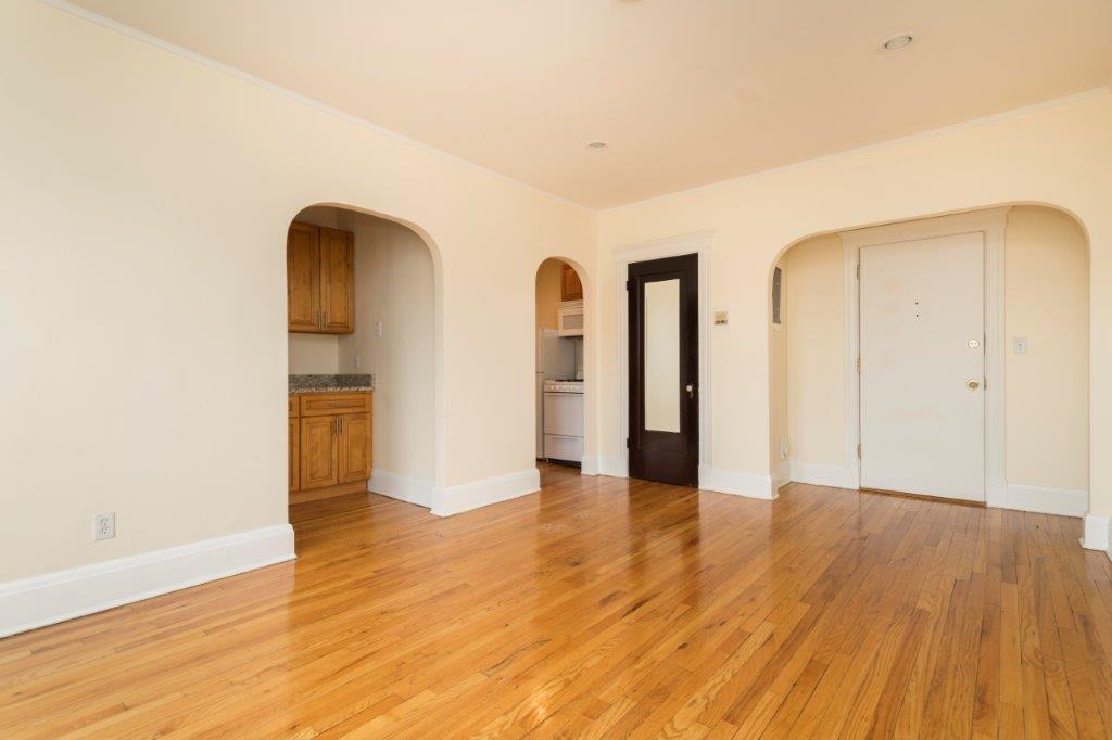 123 Highland Ave, Winter Hill