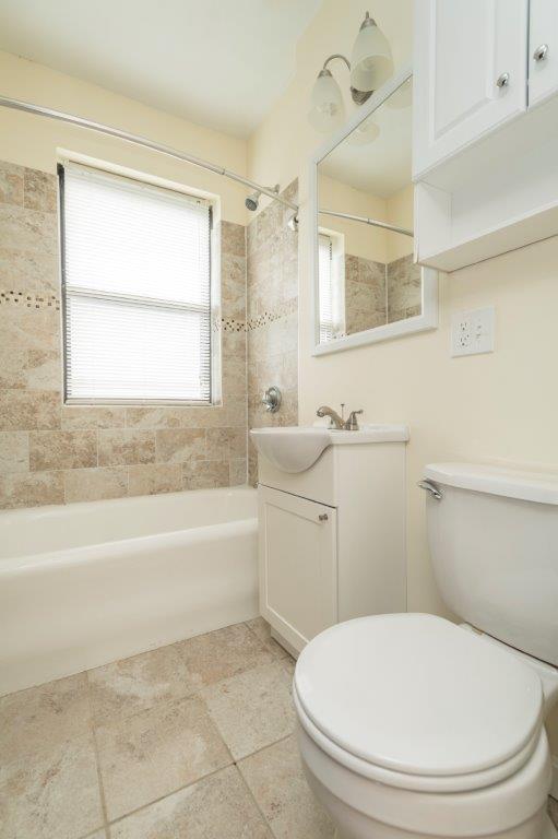 123 Highland Ave, Winter Hill