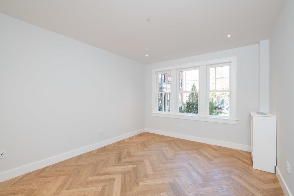 18 A Forest St, Cambridgeport