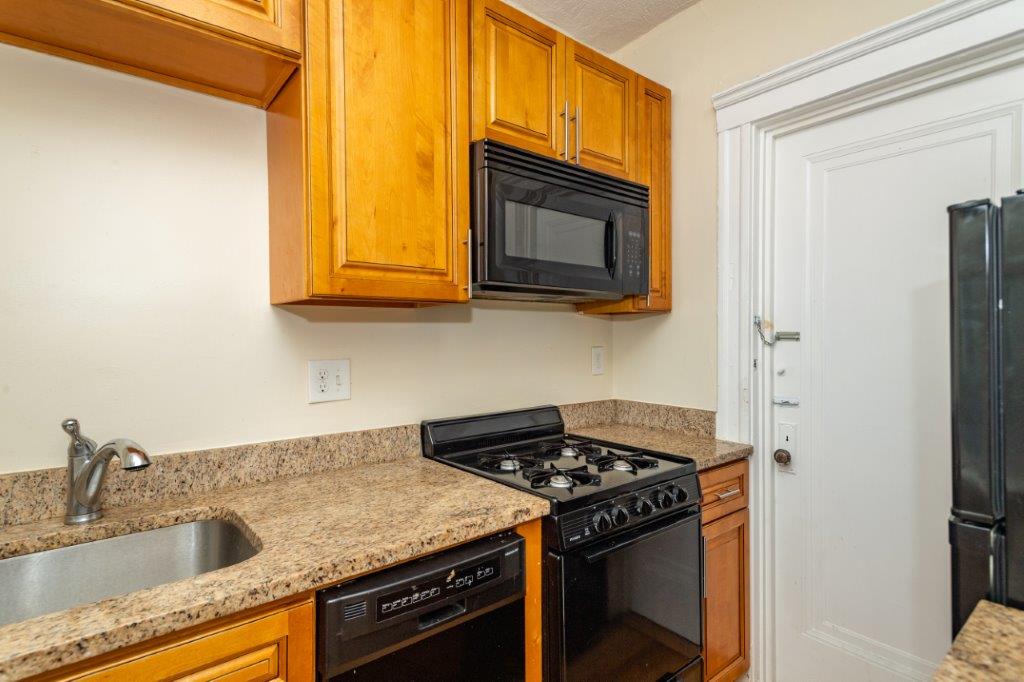 286 Chestnut Hill Ave, Brighton